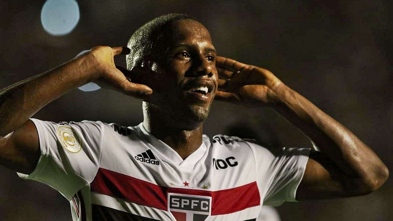 Jonas Toró Goiás São Paulo Brasileirão 01052019