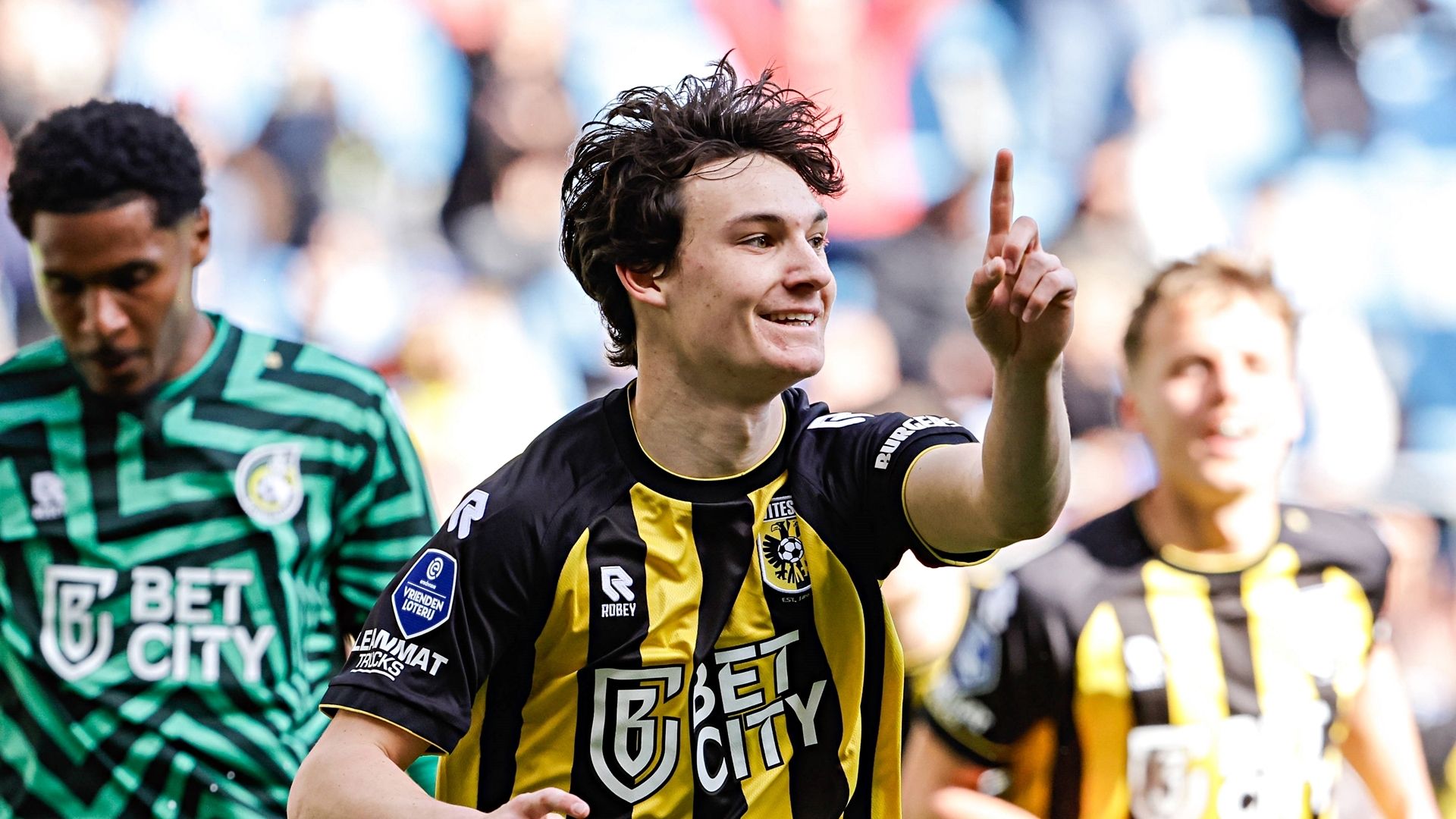 Paxten Aaronson Vitesse Arnheim 2024