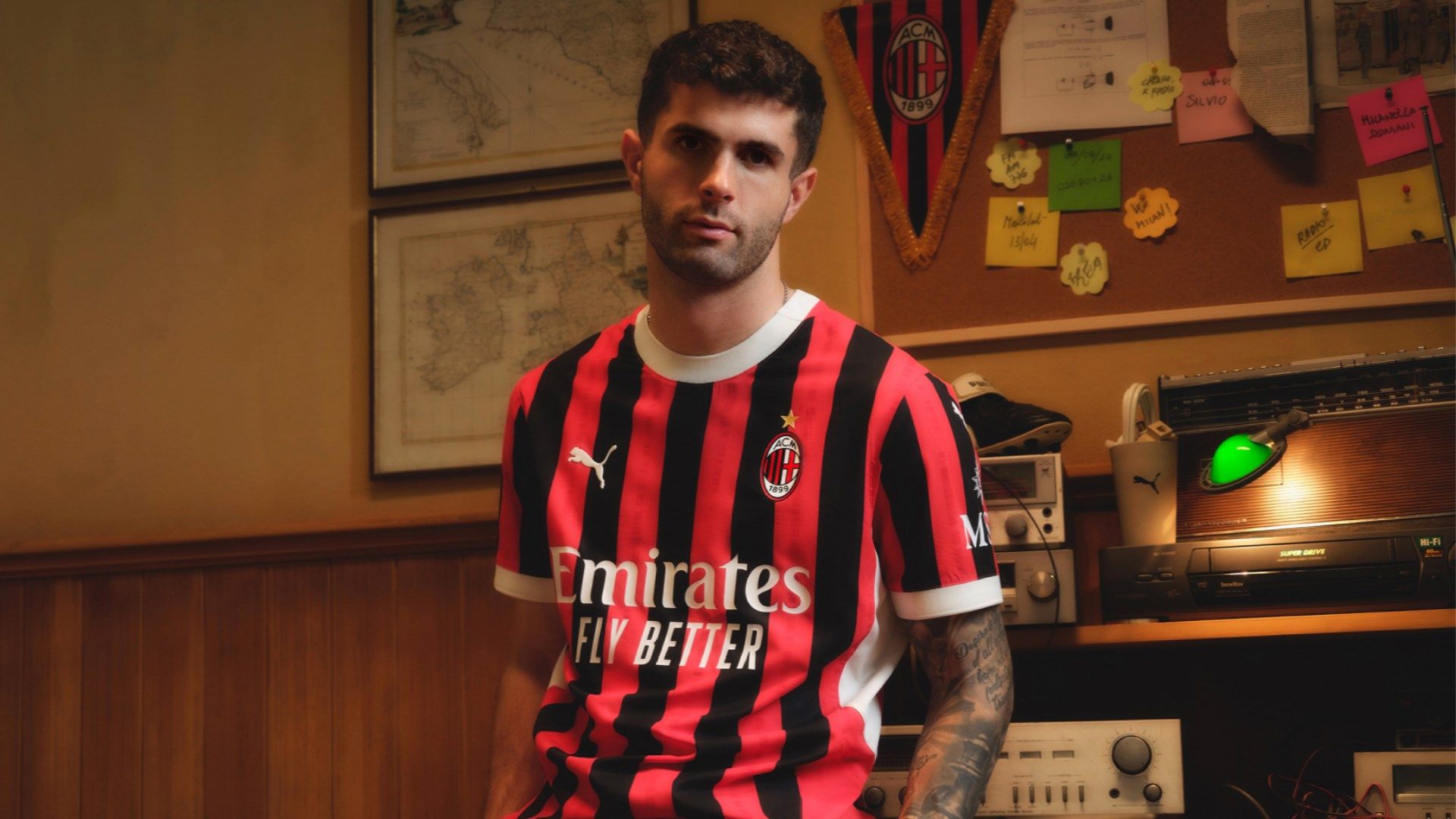 Pulisic Milan Home Kit 24 25