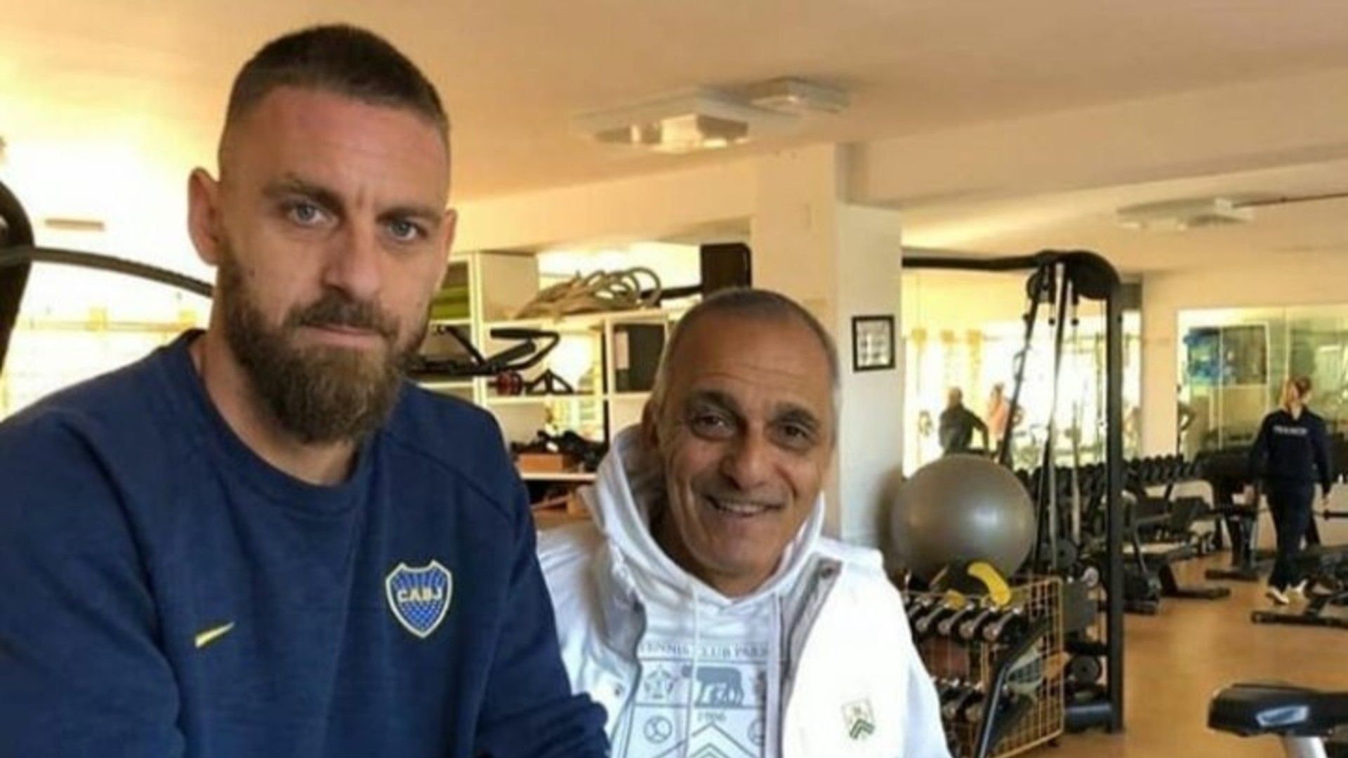 De Rossi vacaciones italia boca