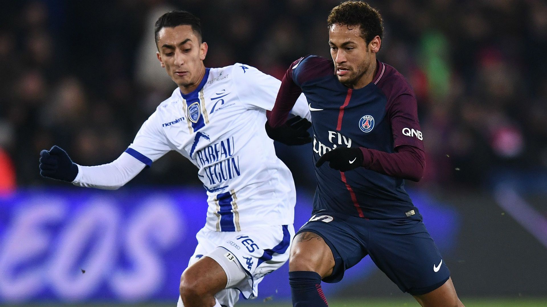 Neymar Seifeddine Khaoui PSG Troyes Ligue 1 29112017