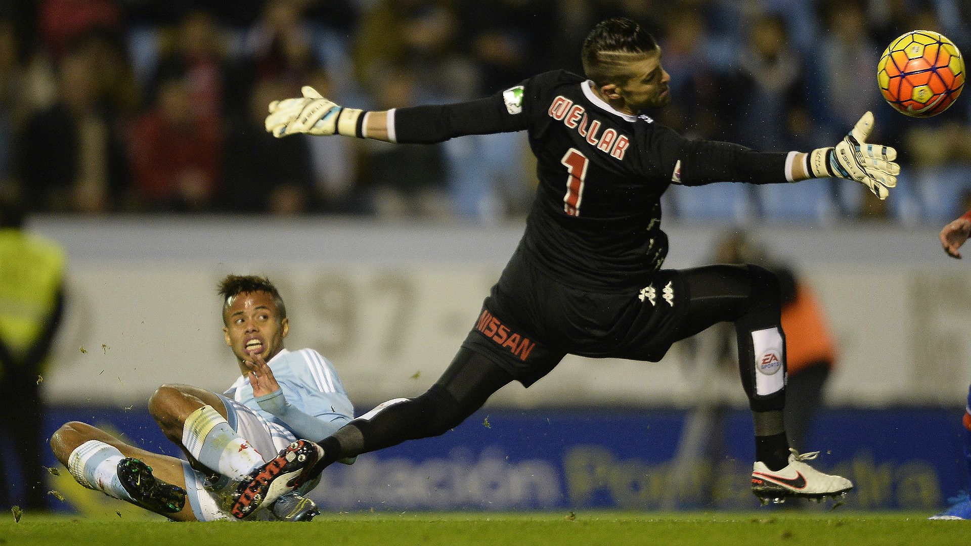 Ivan Cuellar Theo Bongonda Celta de Vigo Sporting Gijon La Liga 28112015