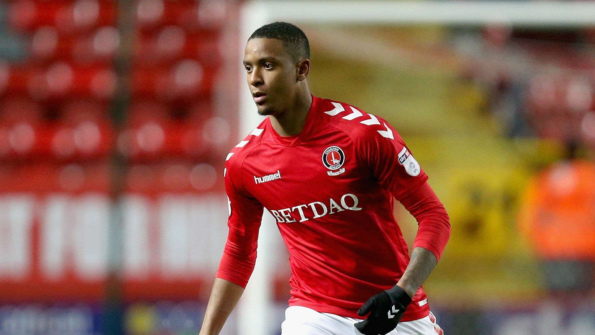 Ezri Konsa Charlton