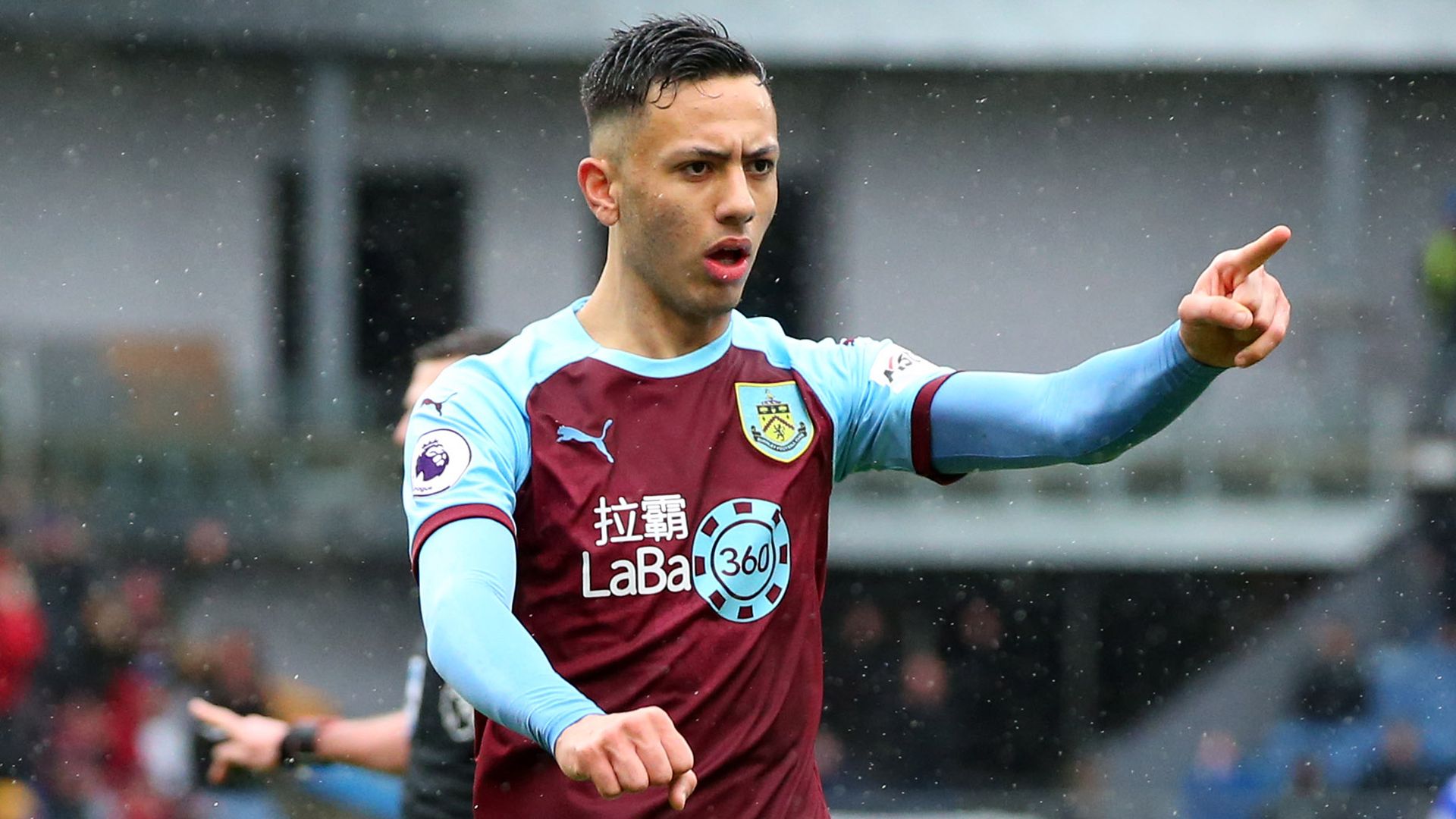 Dwight McNeil Burnley 2018-19