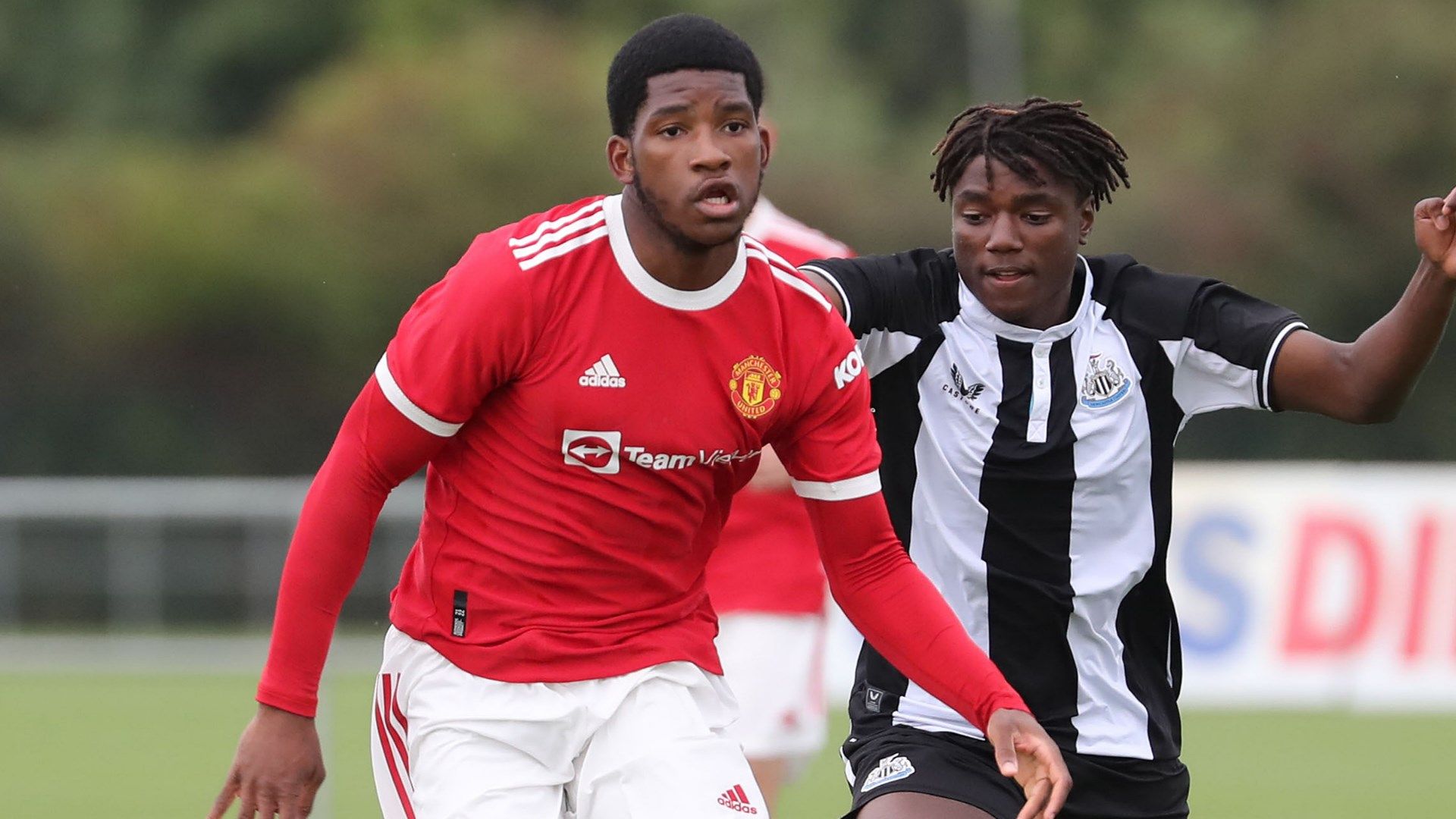 Willy Kambwala Manchester United 2021-22