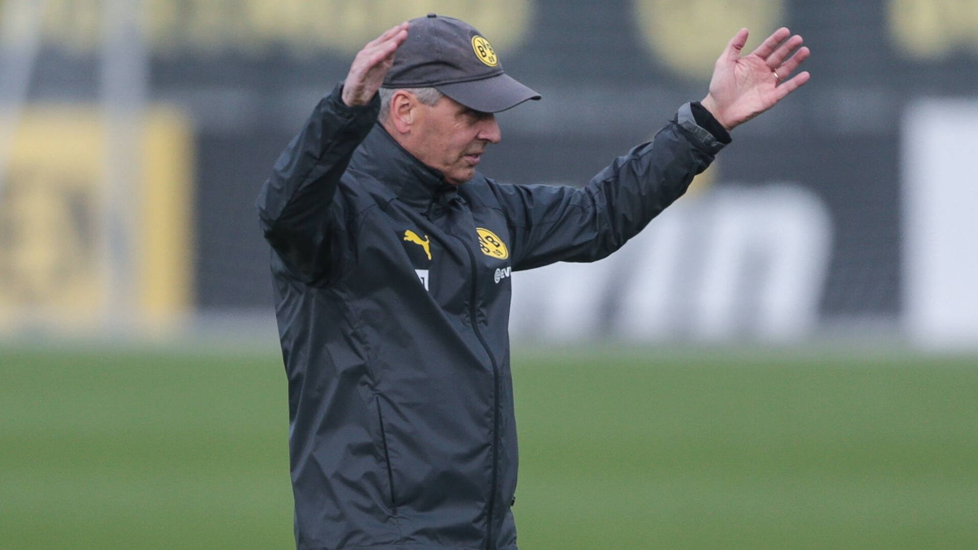 ONLY GERMANY Lucien Favre Borussia Dortmund 2020