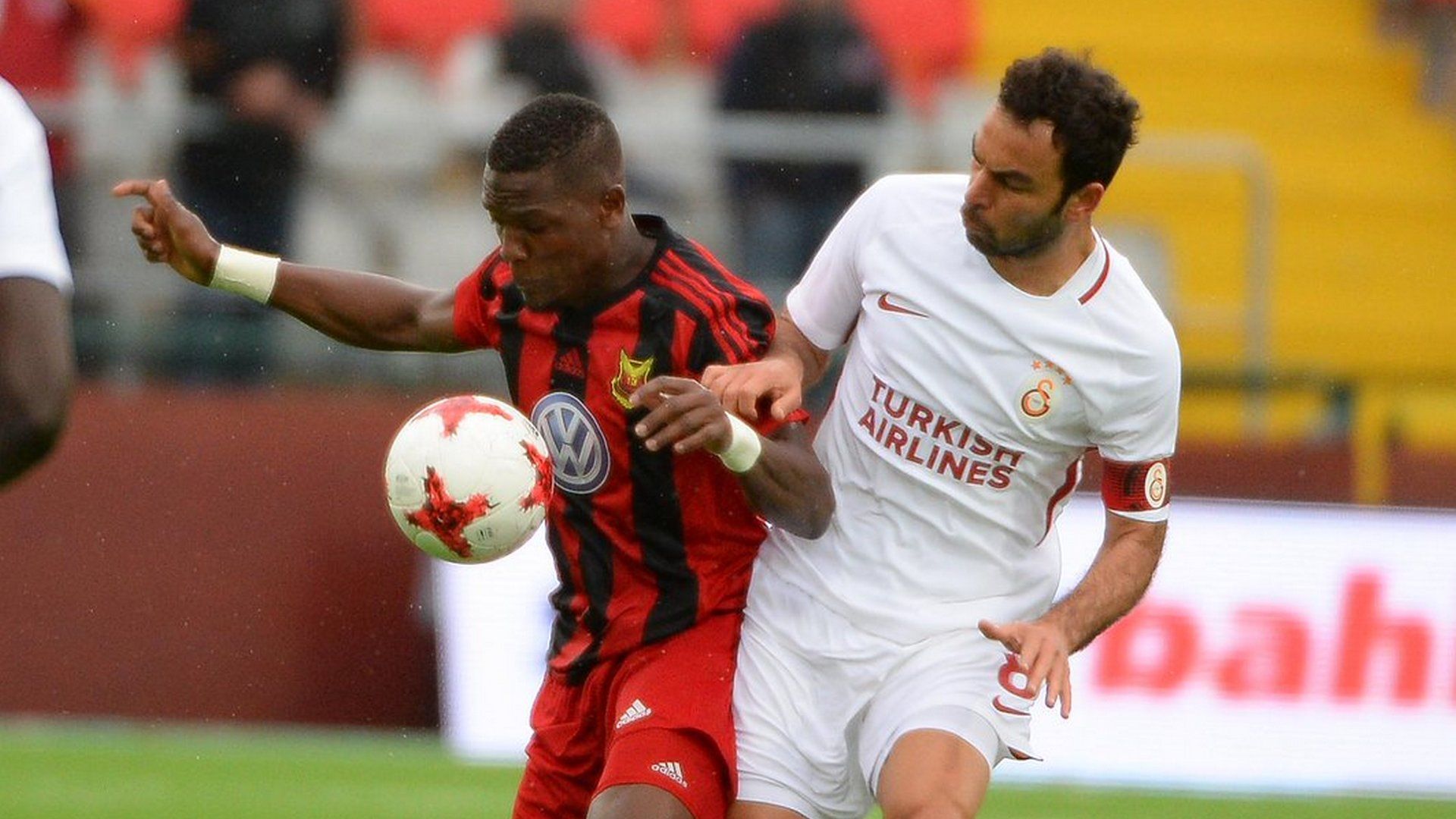 Selcuk Inan Ostersunds Galatasaray 1372017 UEL