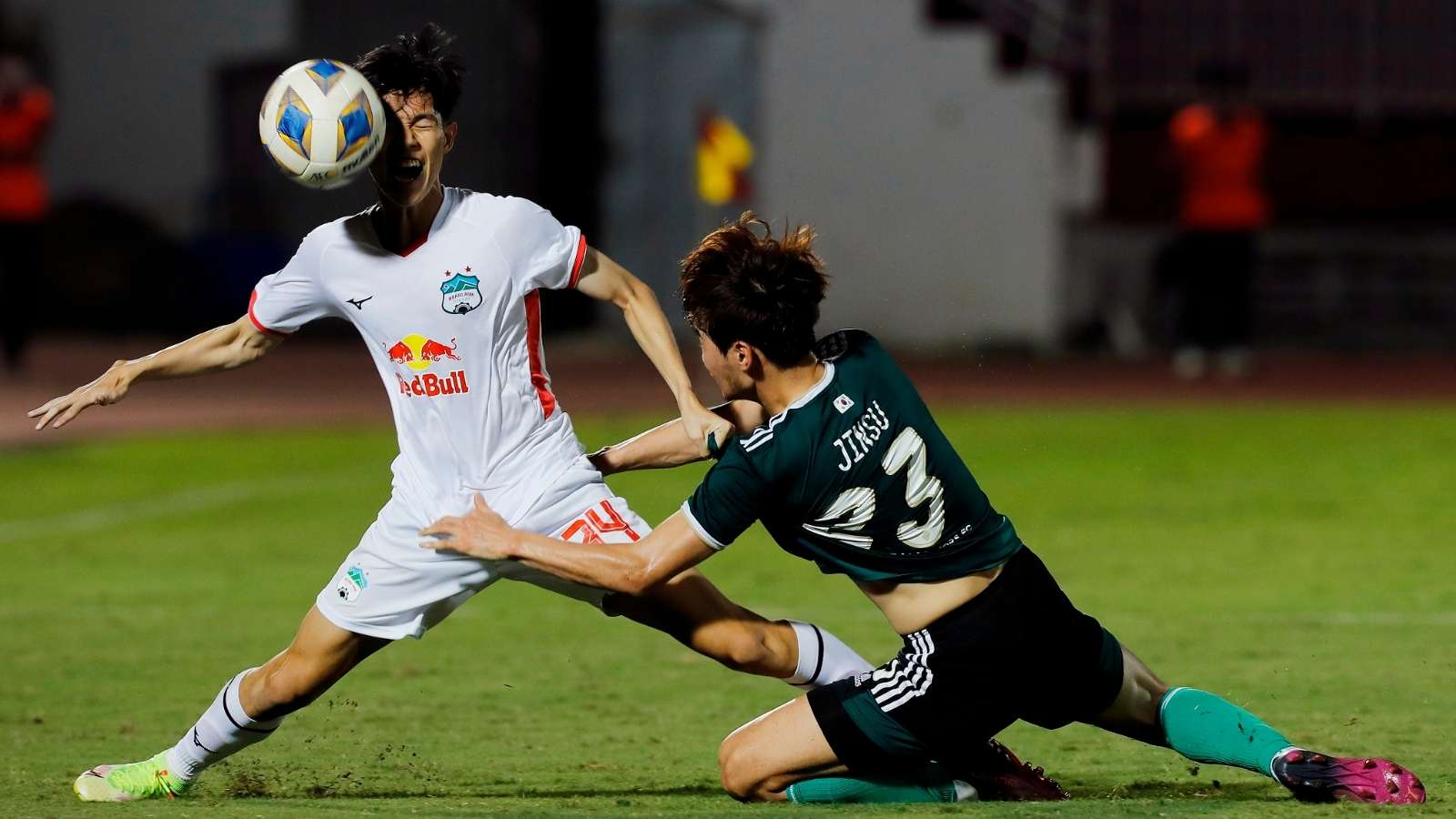 Jeonbuk Hyundai Motors v Hoàng Anh Gia Lai - ACL 2022