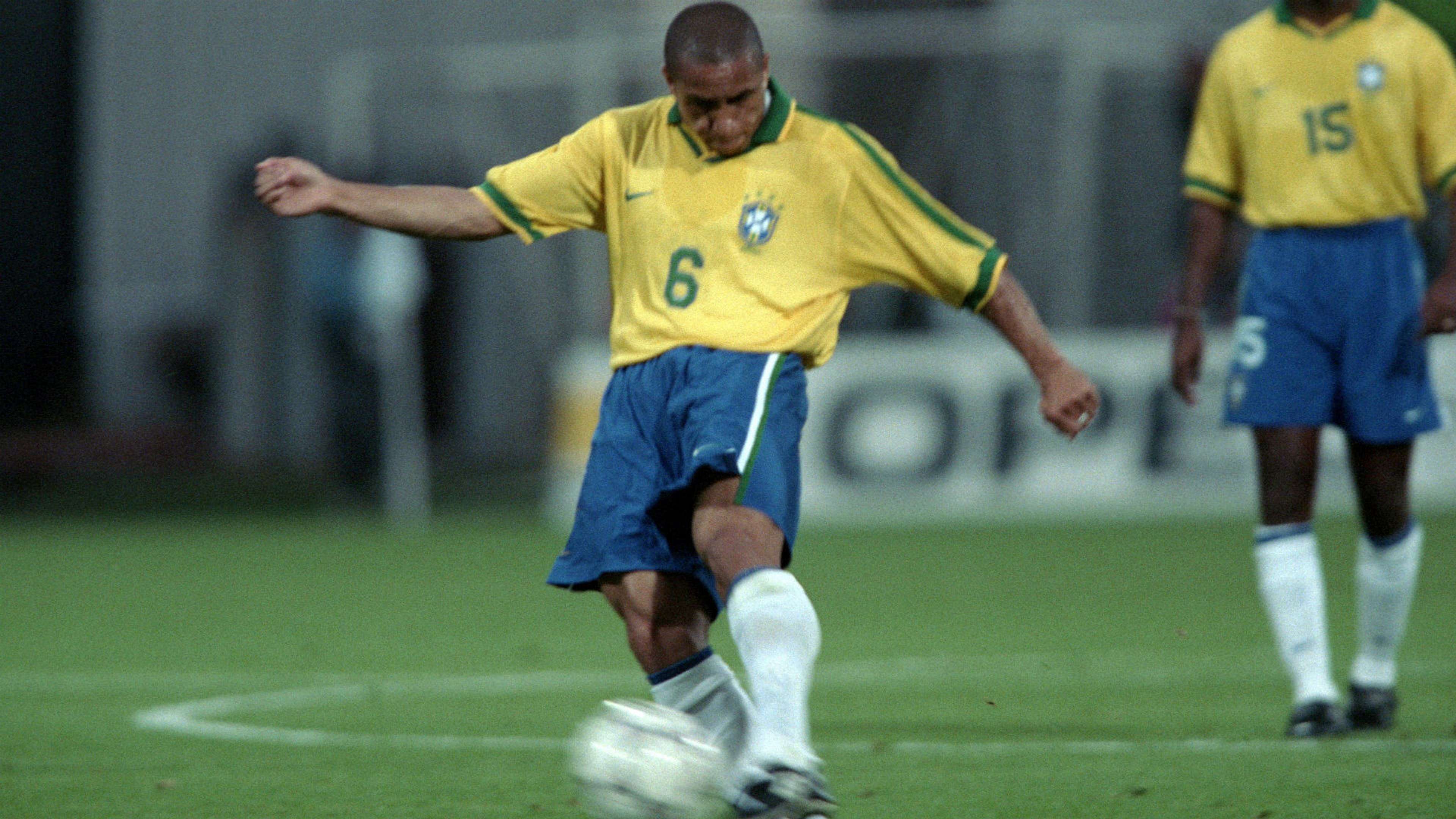 Roberto Carlos Brasil Seleção 1997 10 04 2017