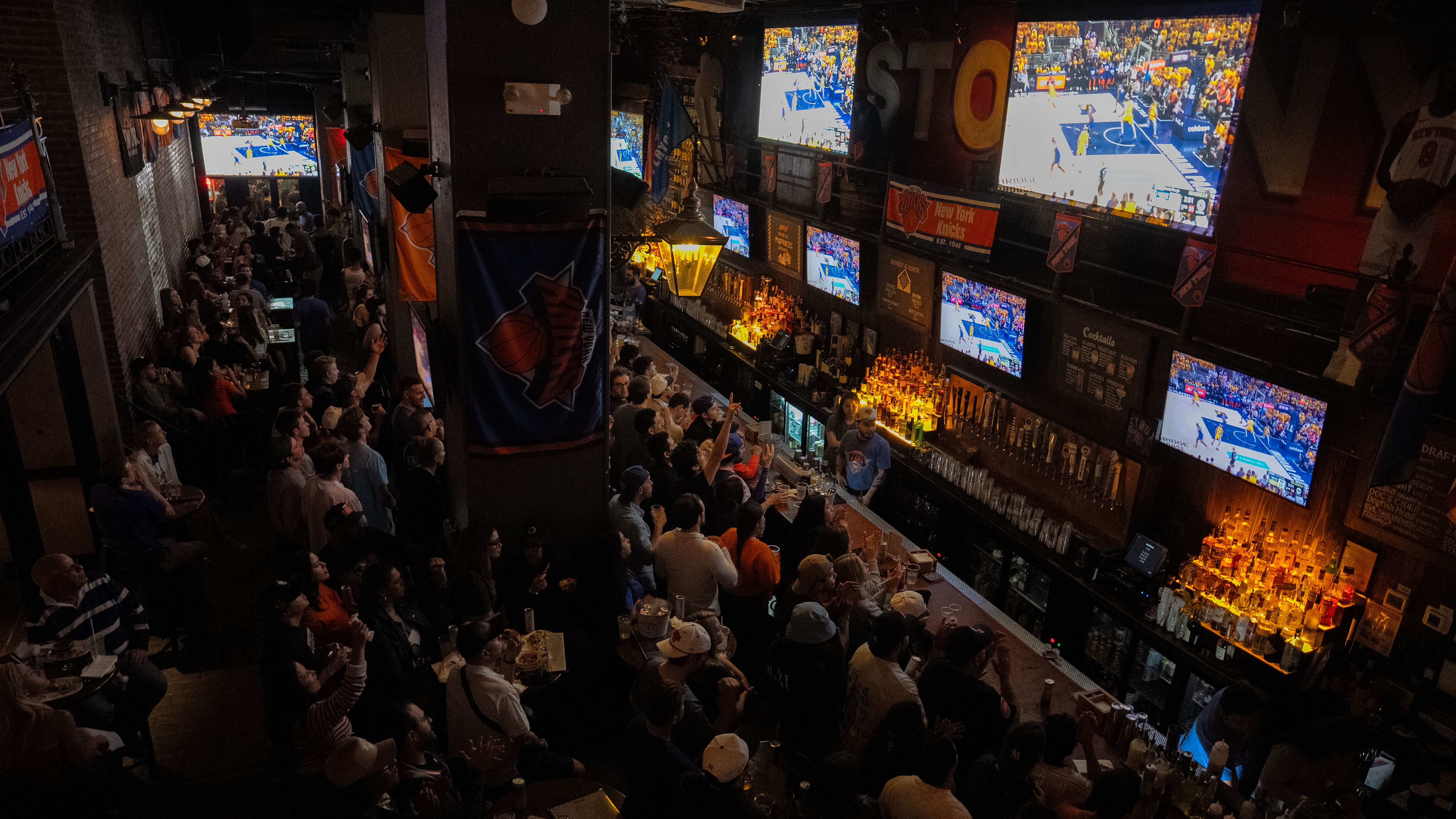 sports bar