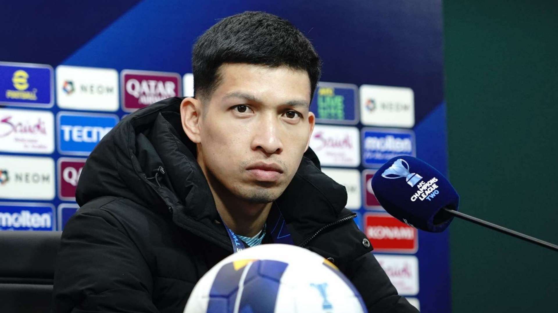 วสพล แก้วผลึก