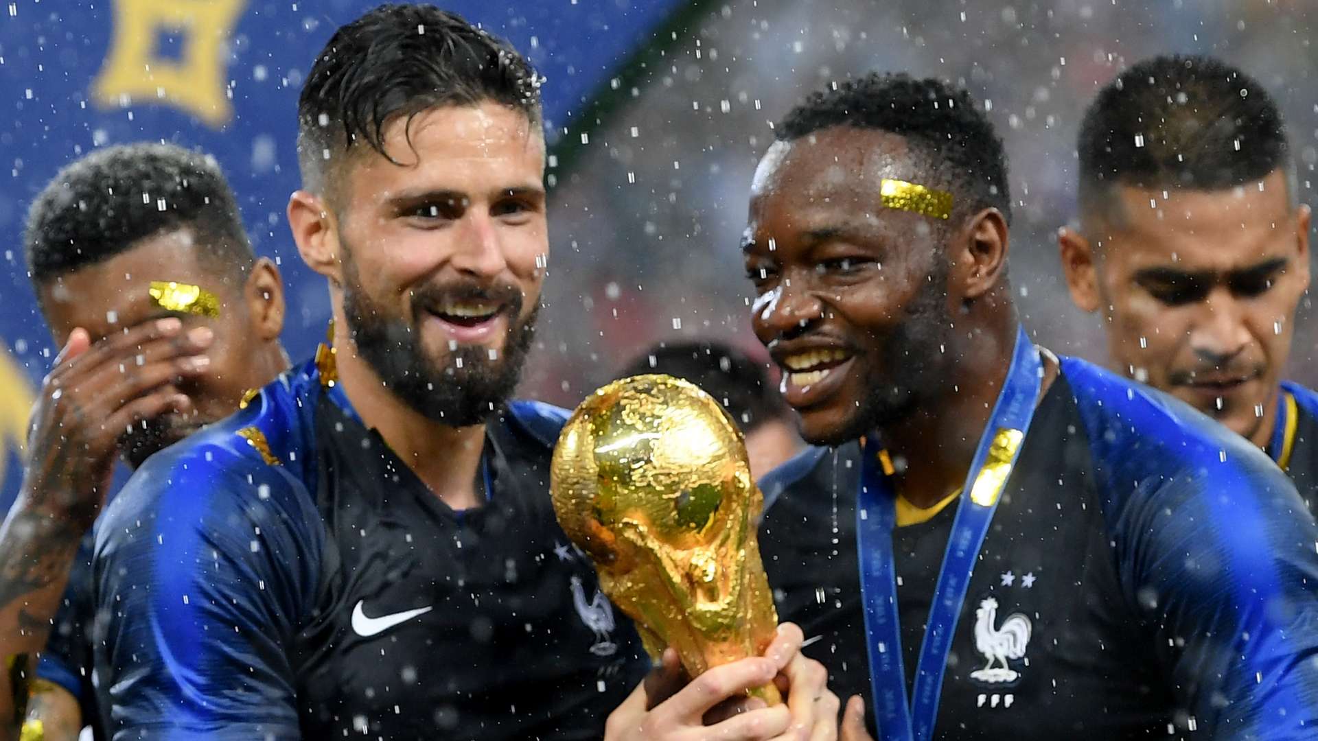 Olivier Giroud World Cup trophy 2018