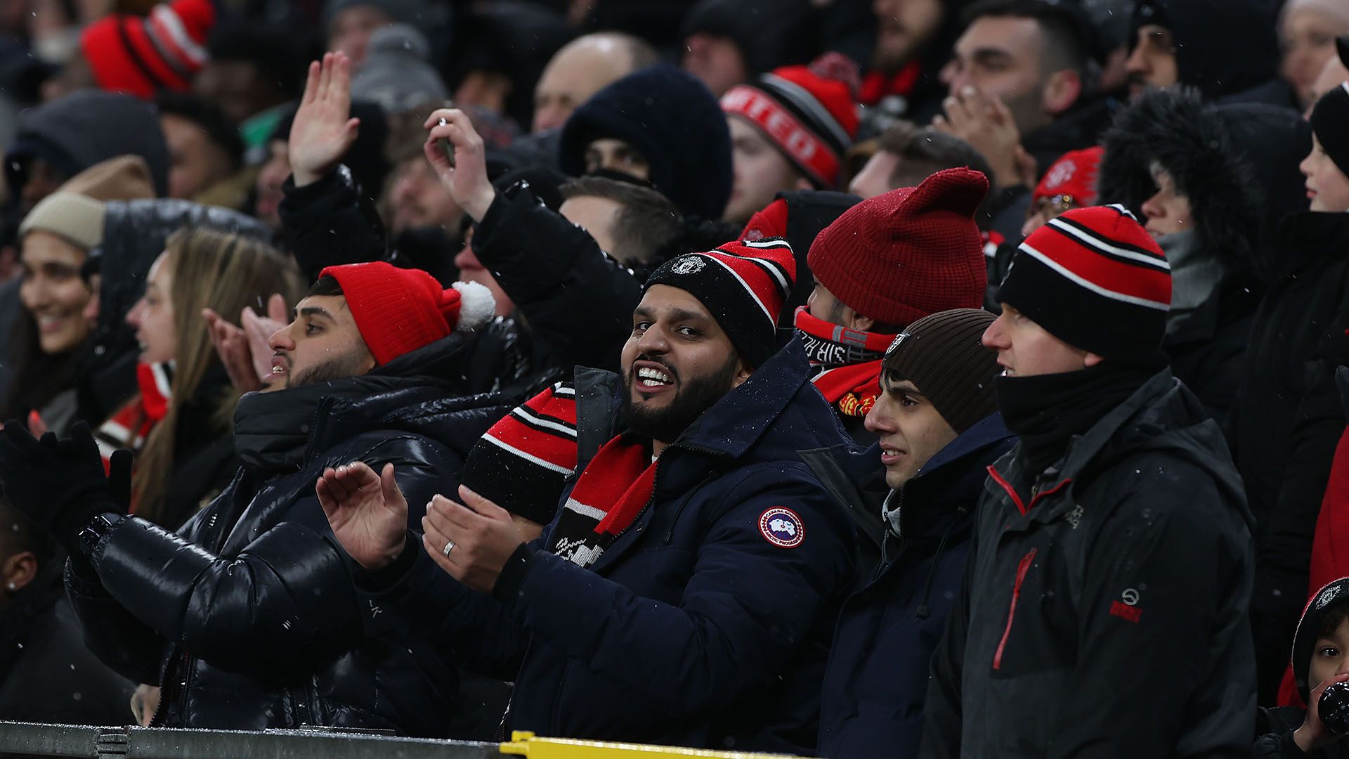 United fans Betis 2022-23