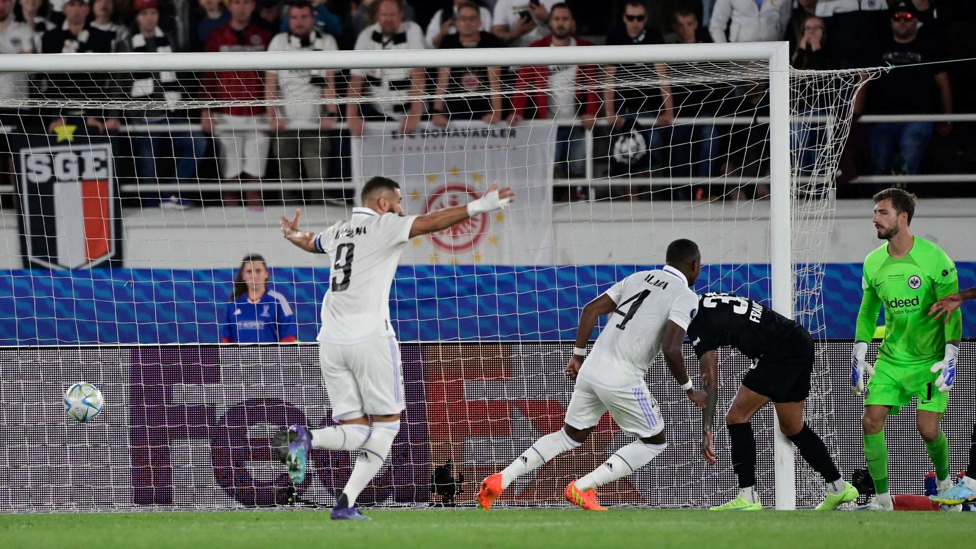 Alaba score Real Madrid Eintracht Super Cup 2022