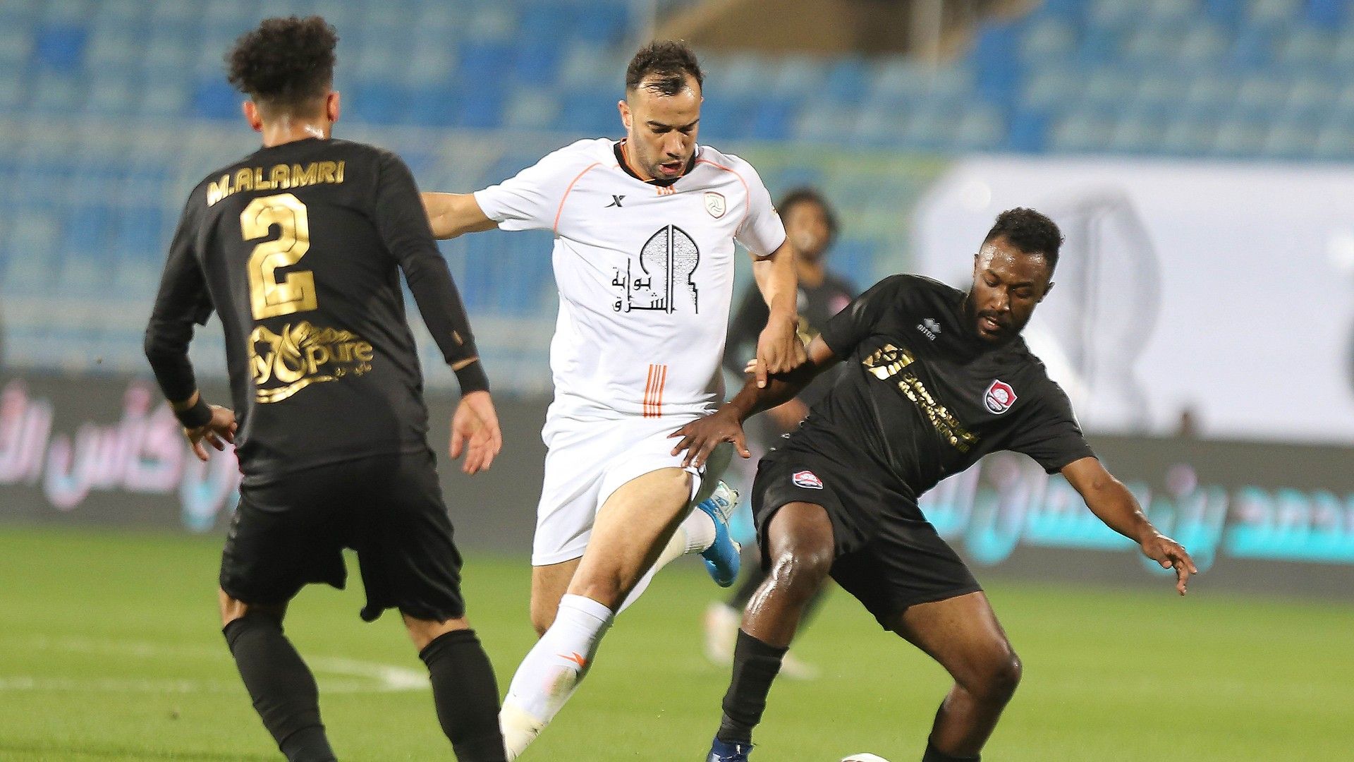 Djamel Benlamri - shabab 2019-2020