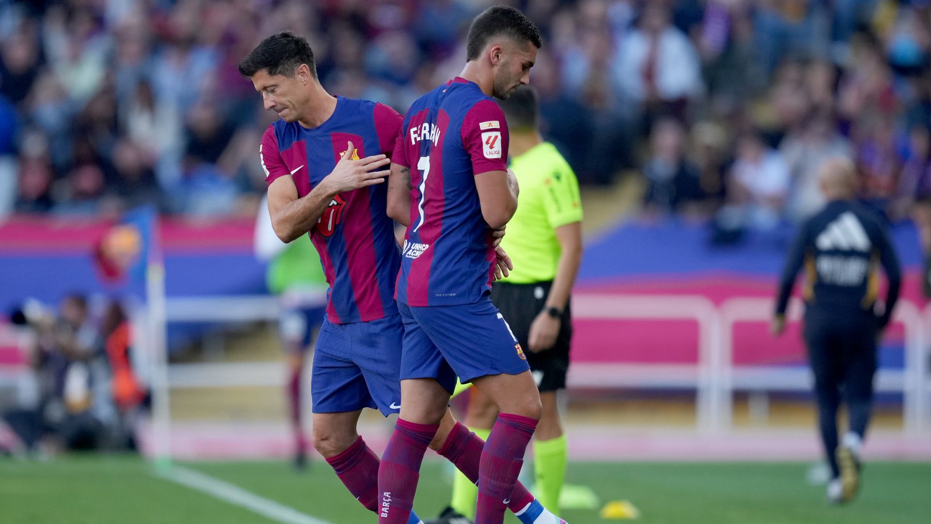 Ferran Torres Robert Lewandowski Barcelona Real Madrid 2023-24