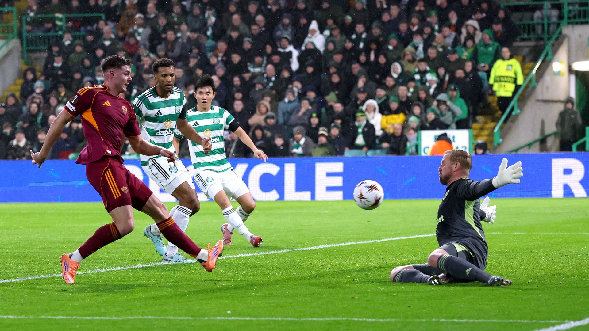 Evan Ferguson Celtic Roma