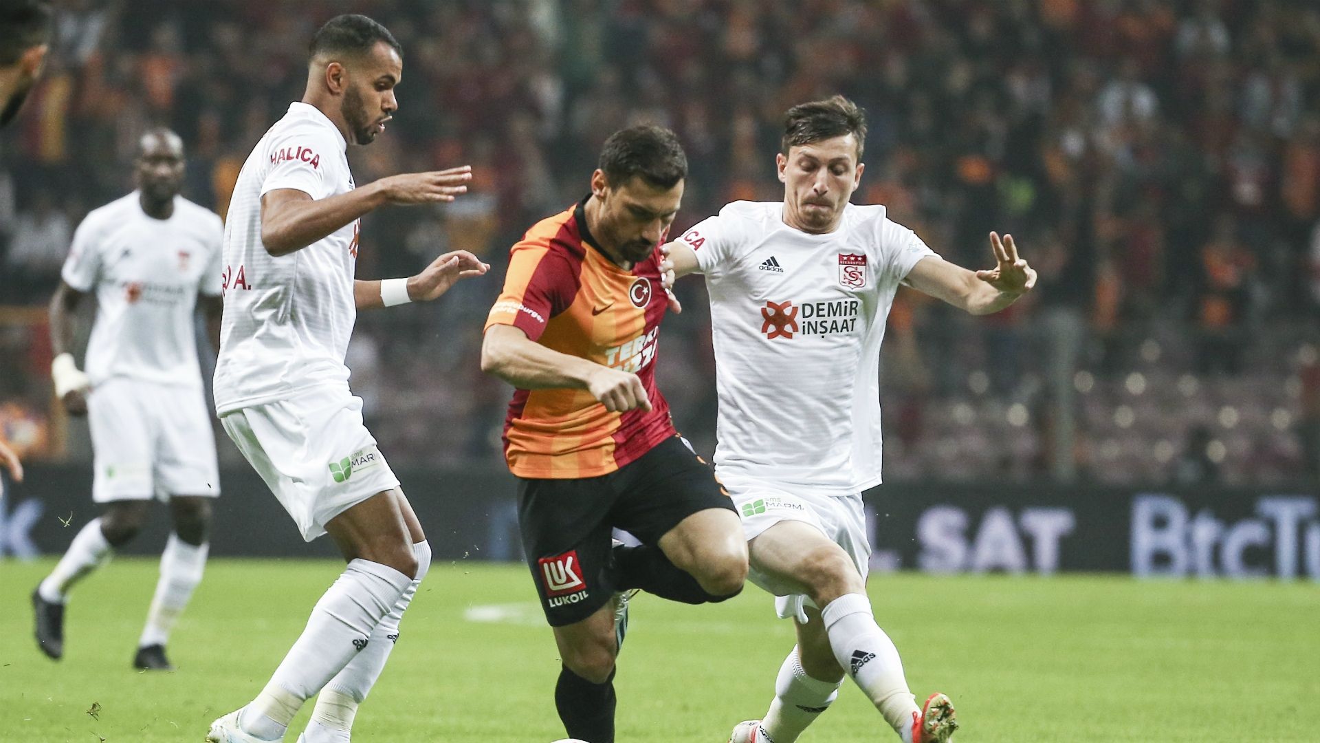 Sener Ozbayrakli Galatasaray Sivasspor 10182019