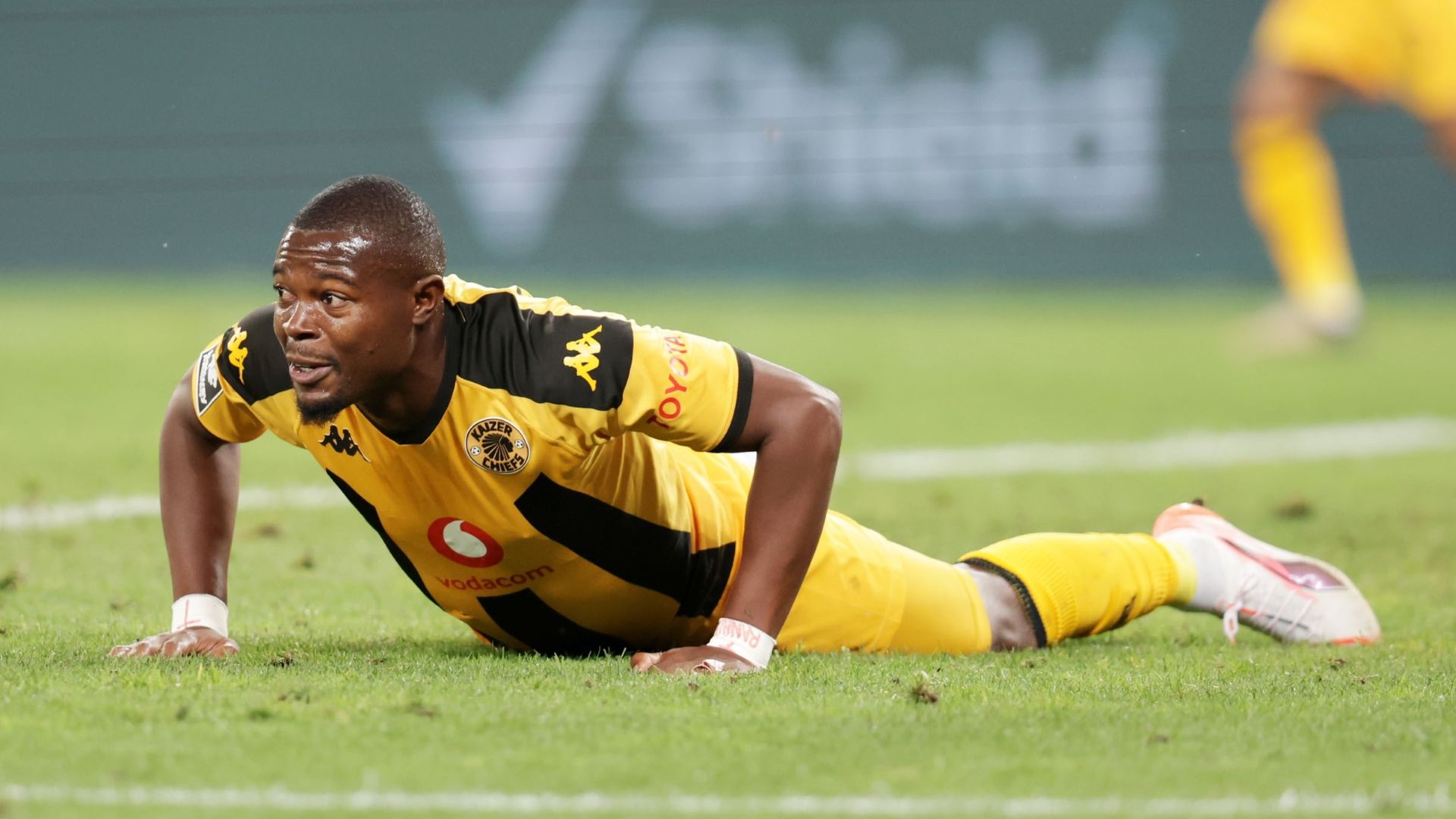 Kaizer Chiefs decide against renewing Ranga Chivaviro's contract as striker  prepares for exit ahead of new season | Goal.com South Africa