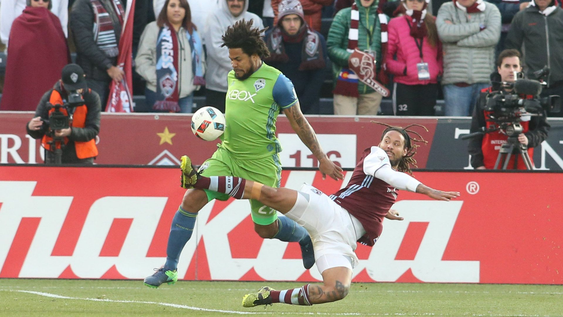 Roman Torres Seattle Sounders Jermaine Jones Colorado Rapids MLS playoffs 11272016