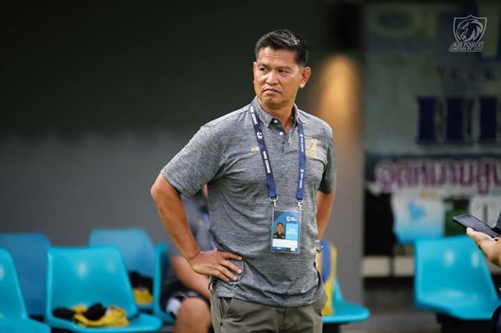 นราศักดิ์ บุญเกลี้ยง