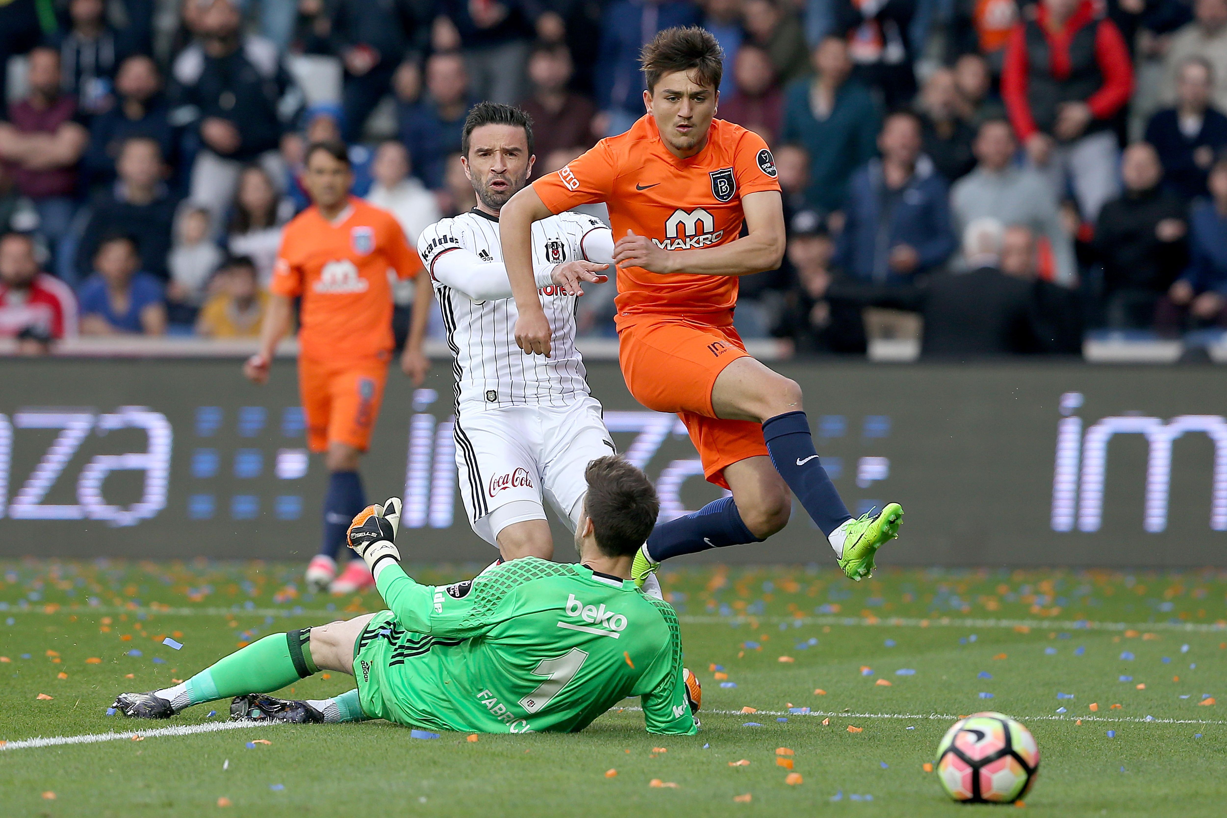 Cengiz Under Basaksehir Besiktas 04/30/17