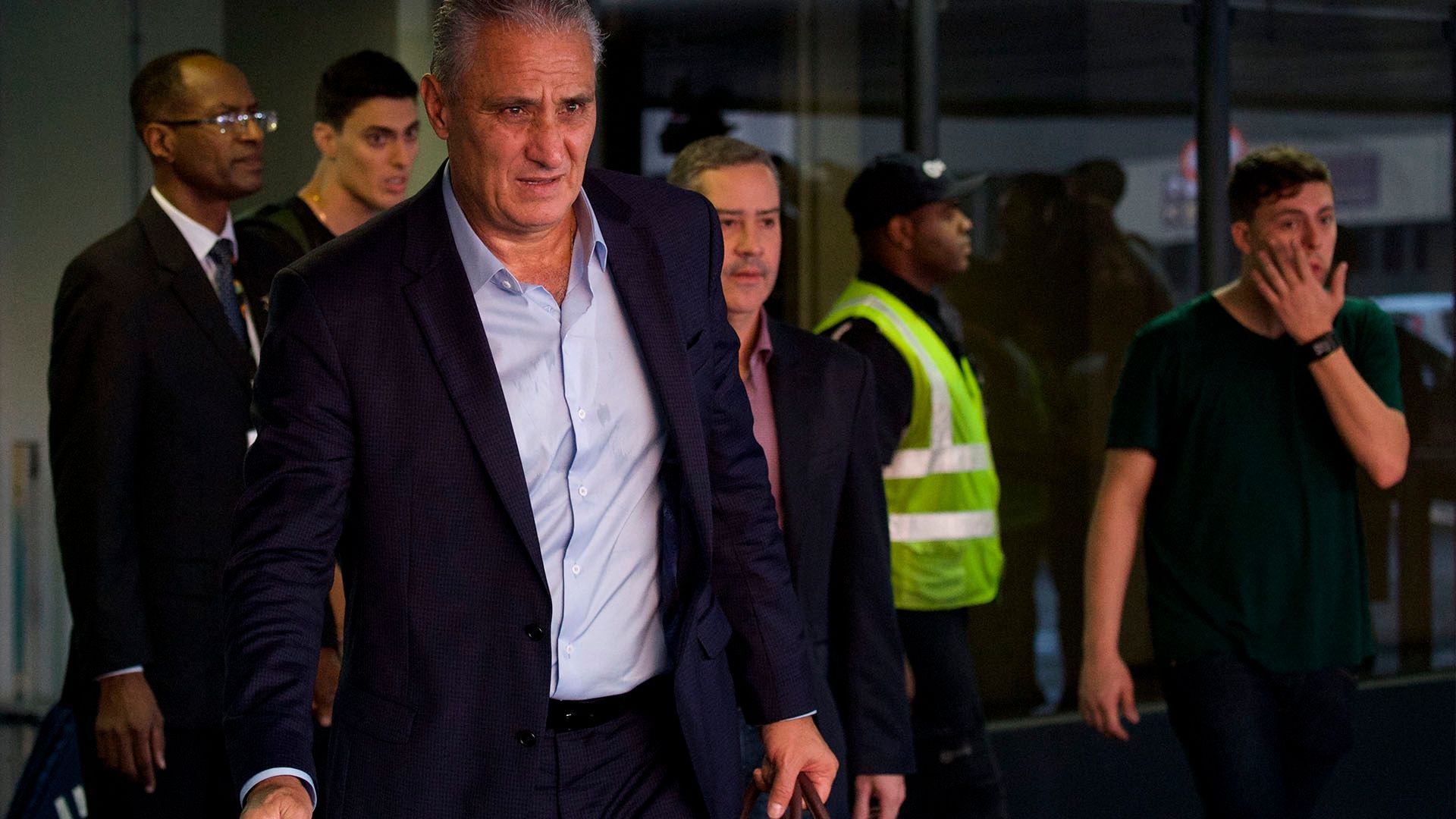 Tite Brasil desembarque Galeão Copa do Mundo 08 07 18