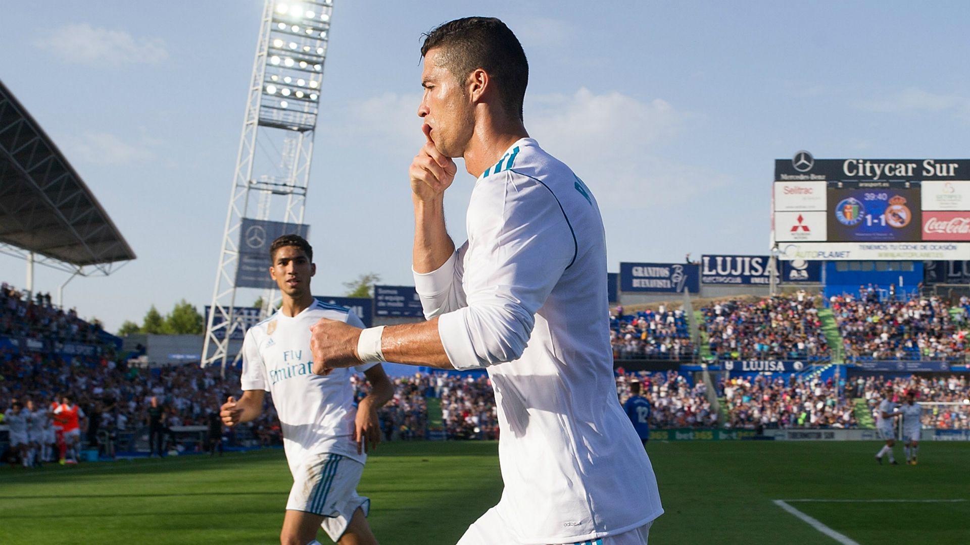 CristianoRonaldo-cropped