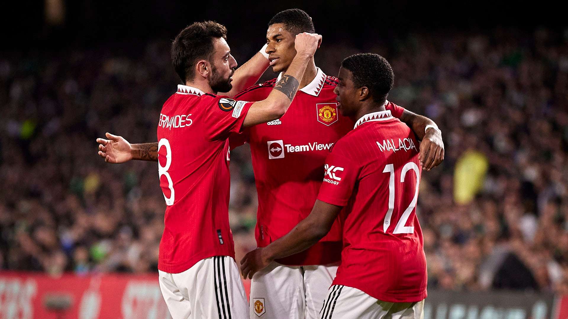 Marcus Rashford team celebration Manchester United Betis 2022-23