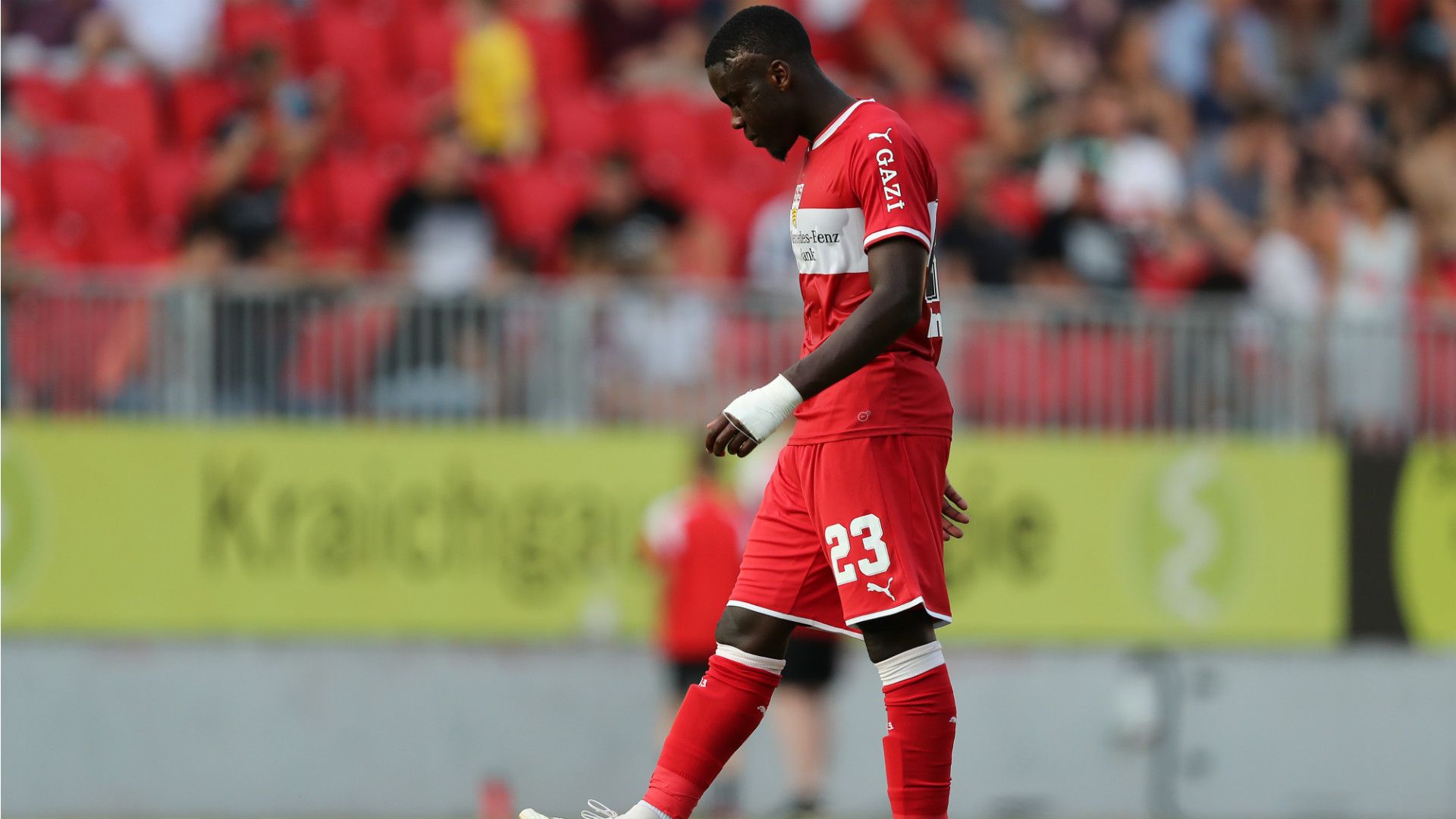 Orel Mangala VfB Stuttgart 2018