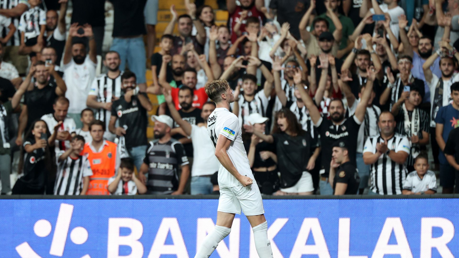 Beşiktaş - VavaCars Fatih Karagümrük Weghorst