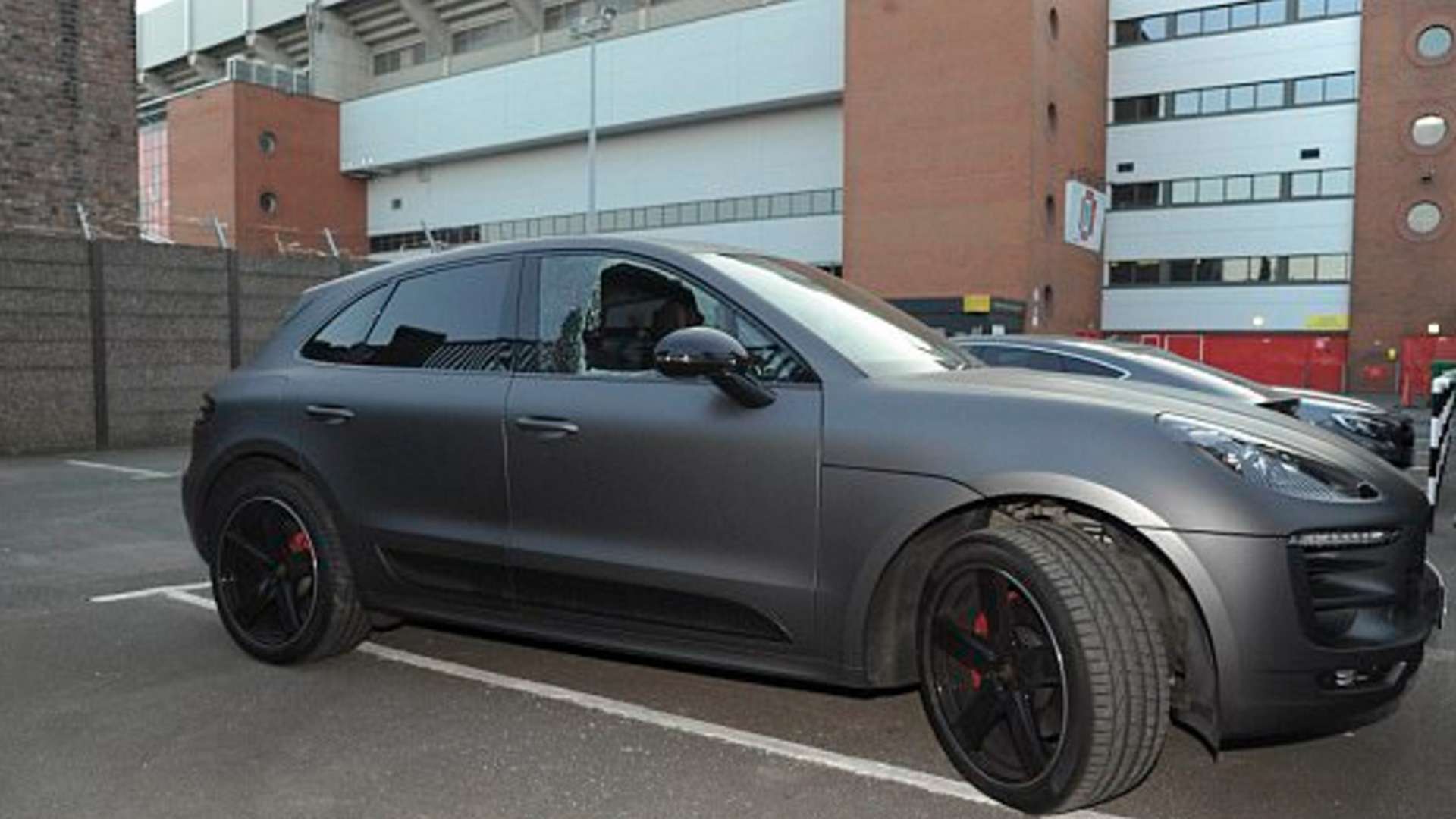 Philippe Coutinho Car Liverpool 10052017