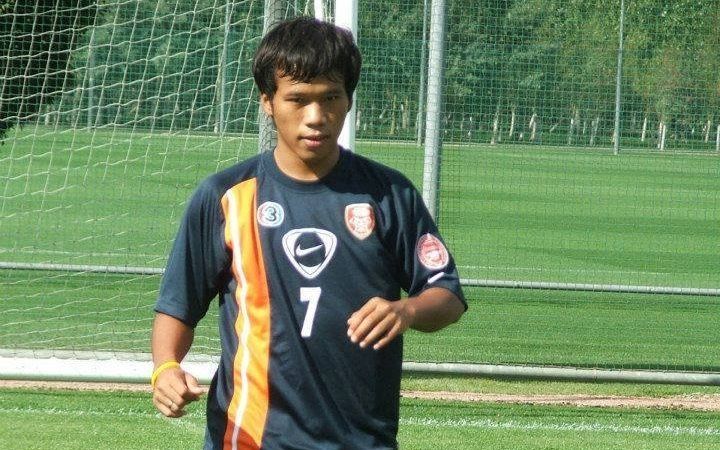 ดัสกร ทองเหลา