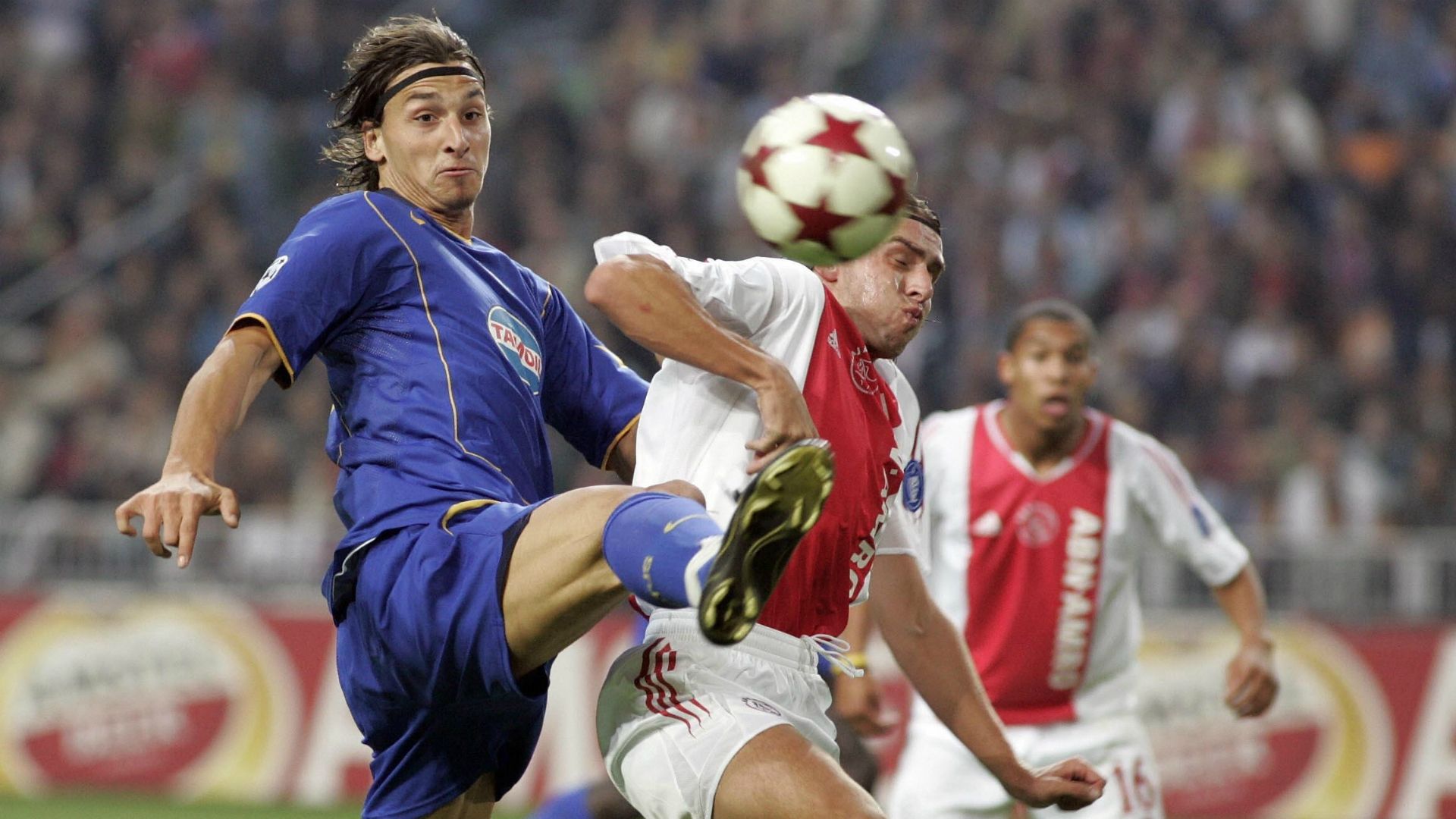 Zlatan Ibrahimovic Zdenek Grygera Ajax Juventus Champions League 2004/05