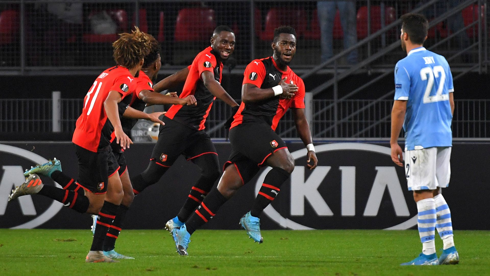 Rennes celebrating Lazio