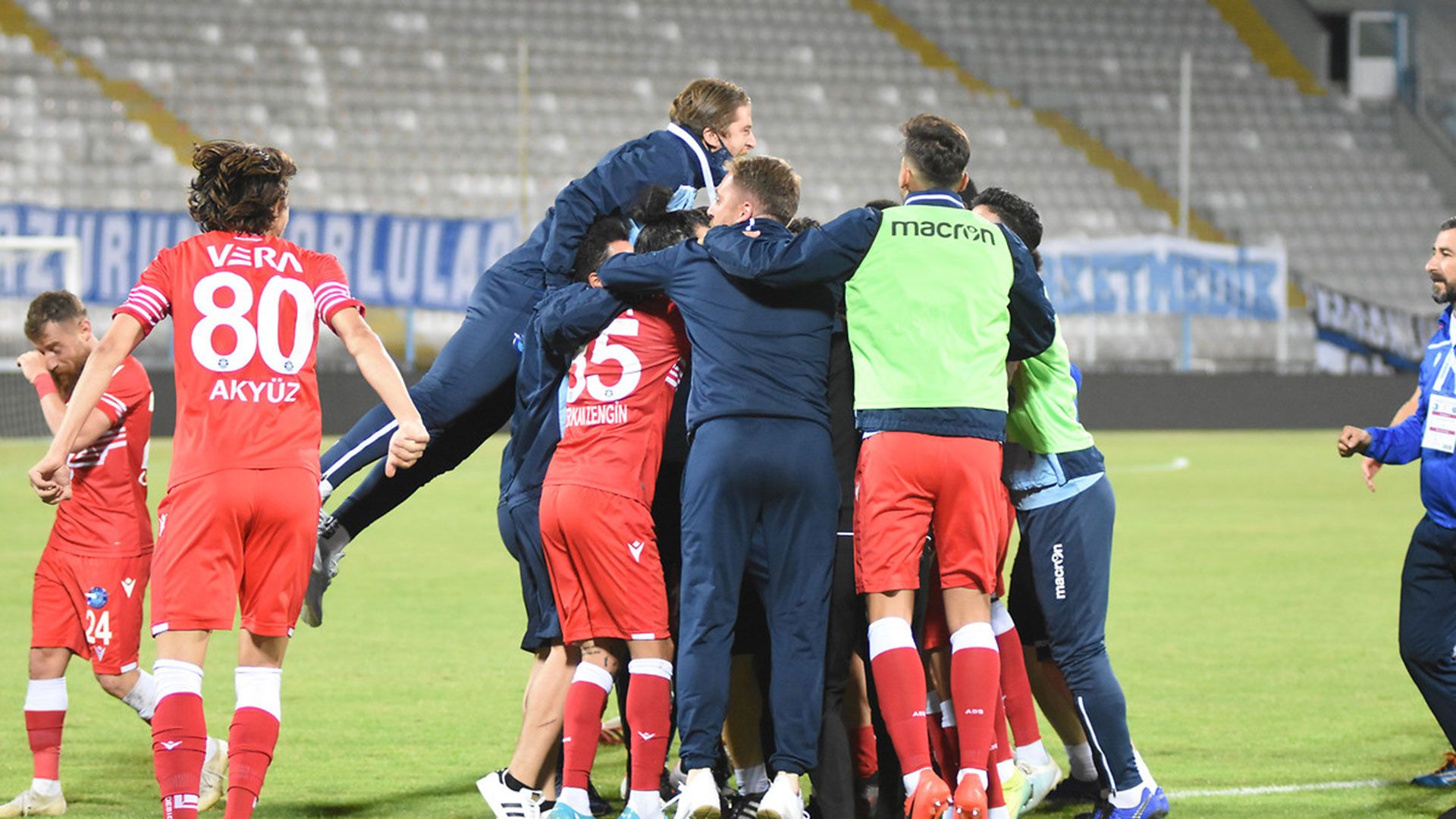 Adana Demirspor Galibiyet Sevinci 07072020