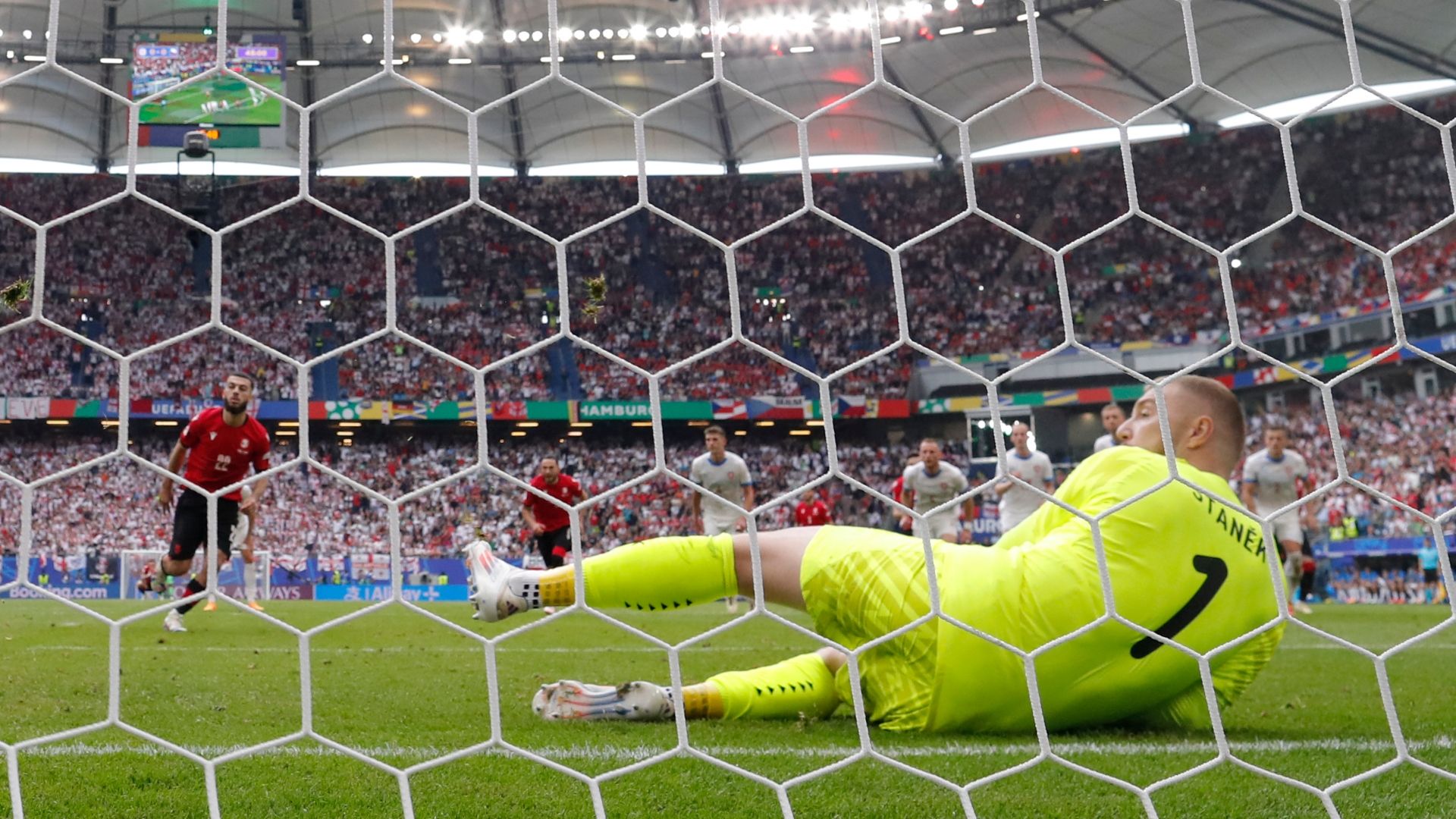 Georgia Rep Checa Eurocopa