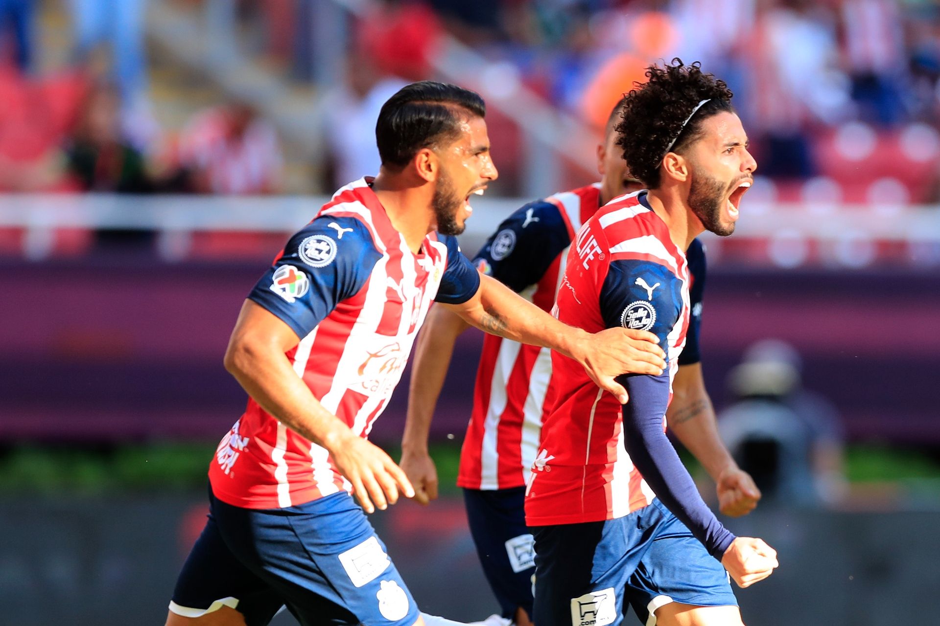 Miguel Ponce César Huerta Chivas Apertura 2021