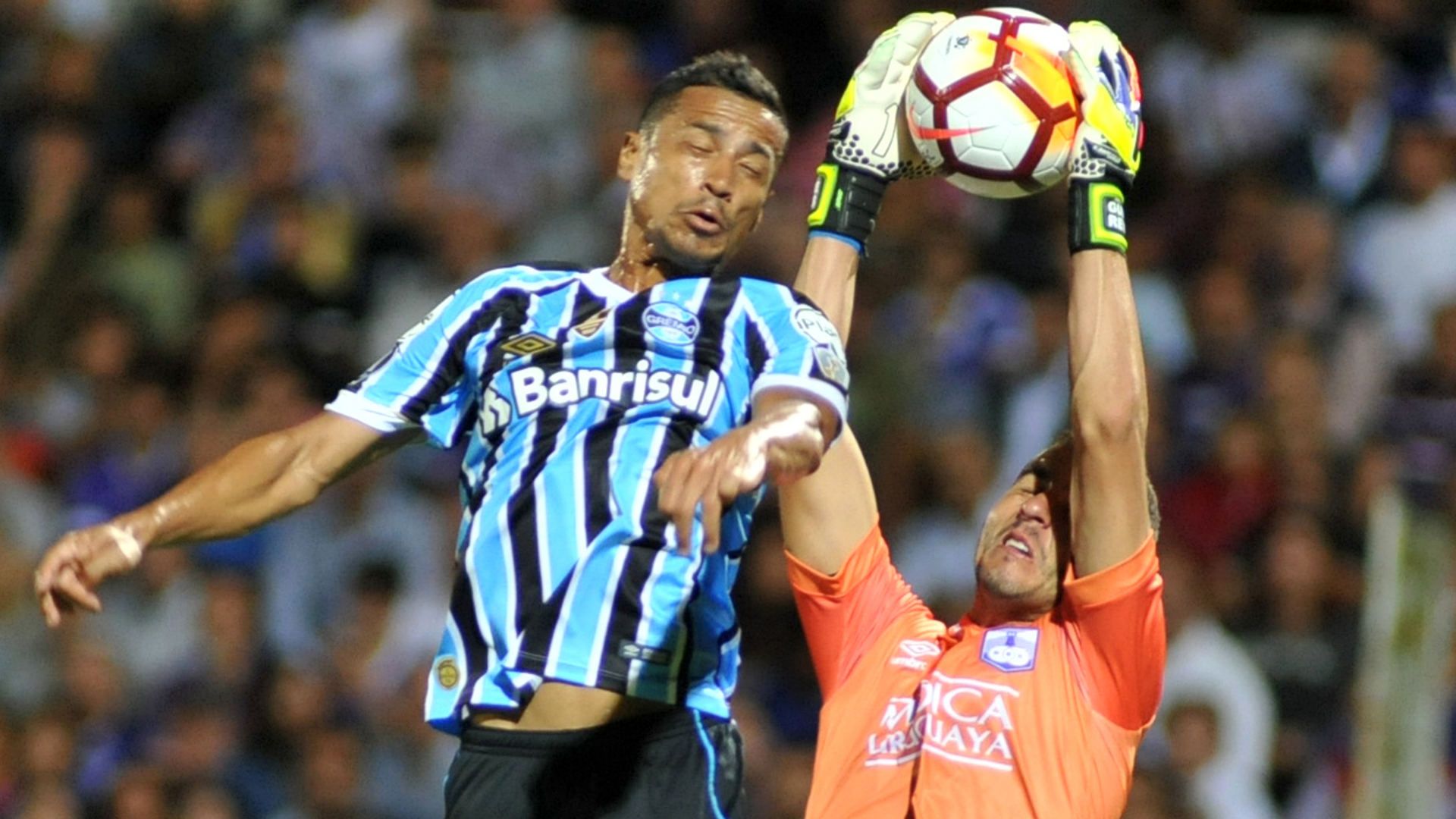 Defensor Gremio 27022018 Copa Libertadores Cicero Guillermo Reyes