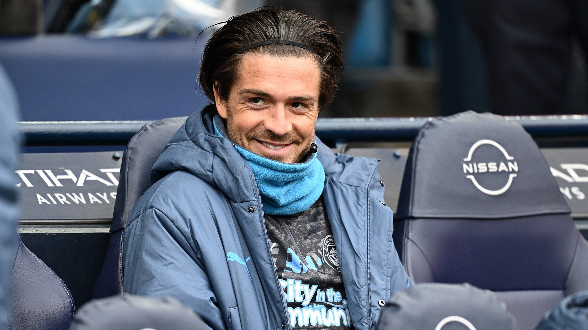 Jack Grealish racks up monster £5,000 bar bill and pulls out 'Wolf of Wall Street salute’ as Man City star parties after Crystal Palace win in London nightclub | Goal.com UK