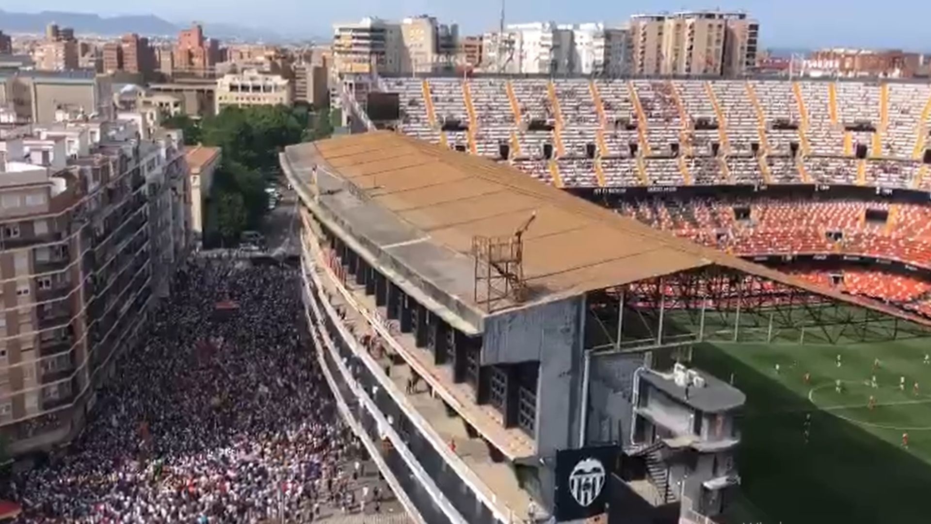 Mestalla protestas Lim Valencia