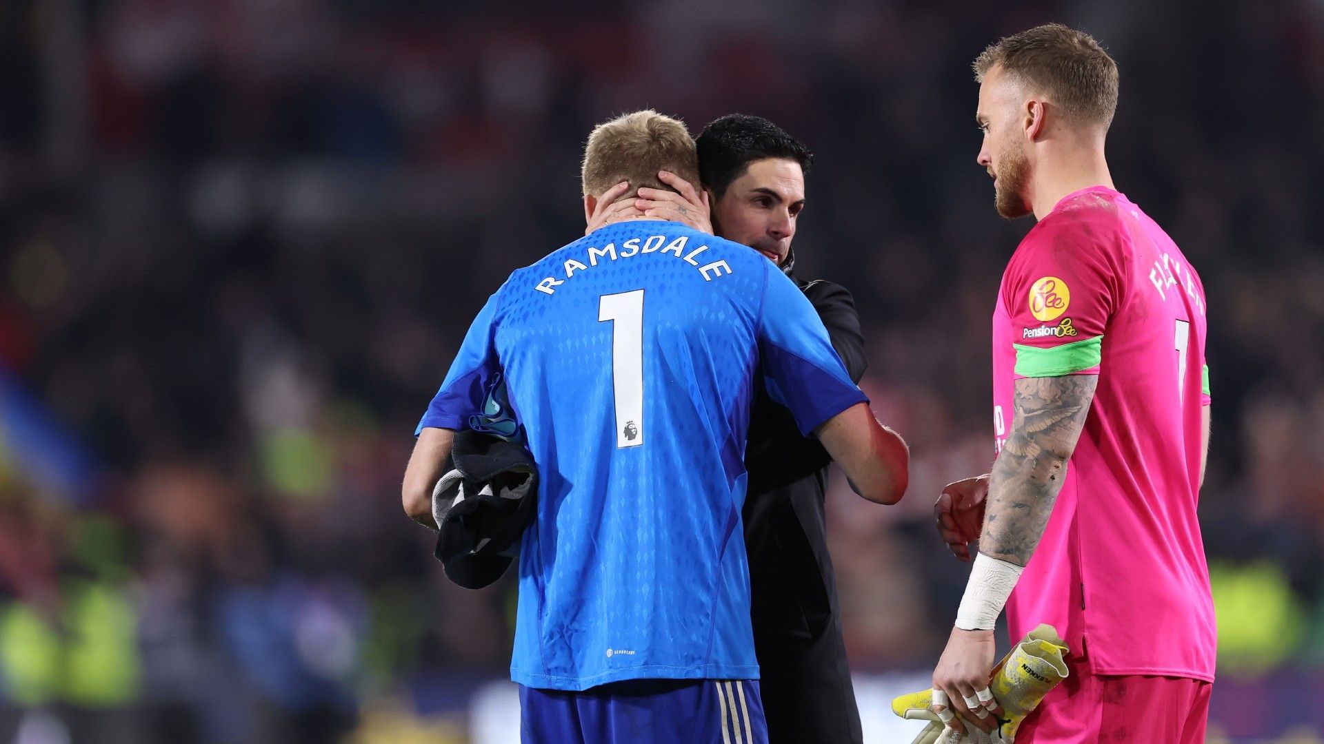 Mikel Arteta Aaron Ramsdale Arsenal 2023