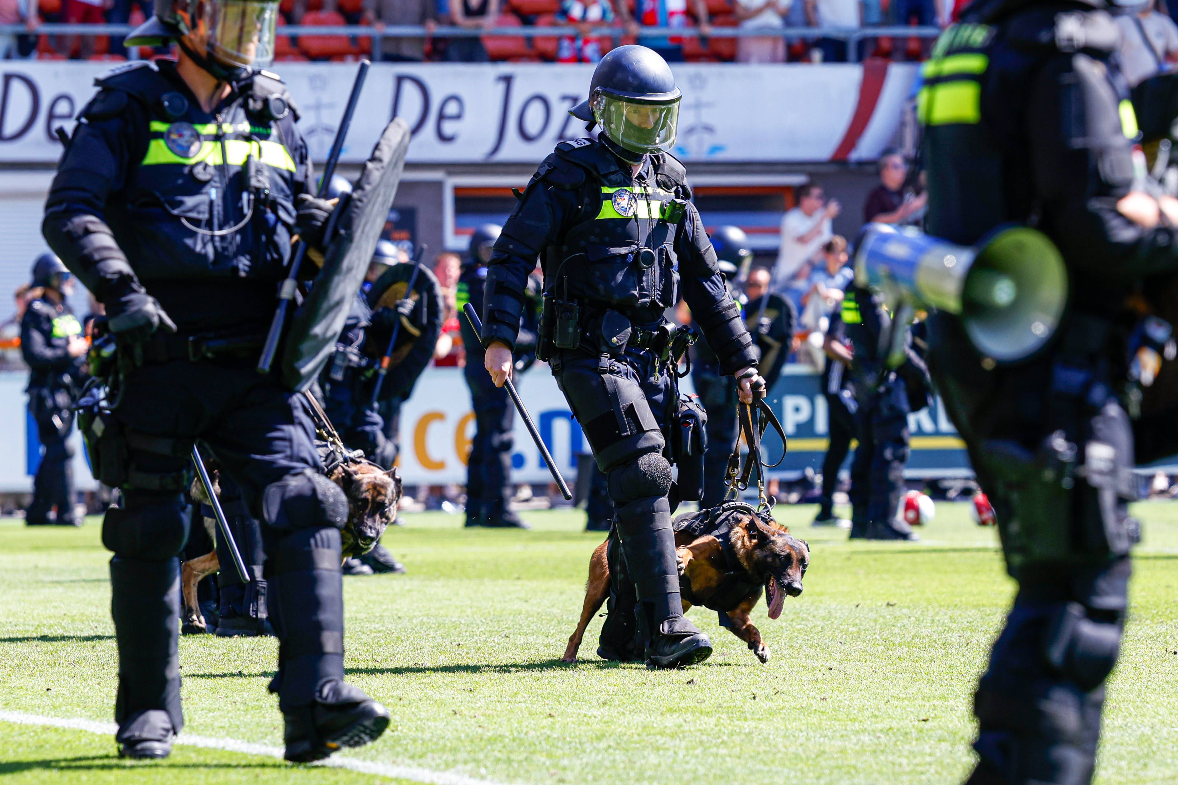 Politie ME hond agent