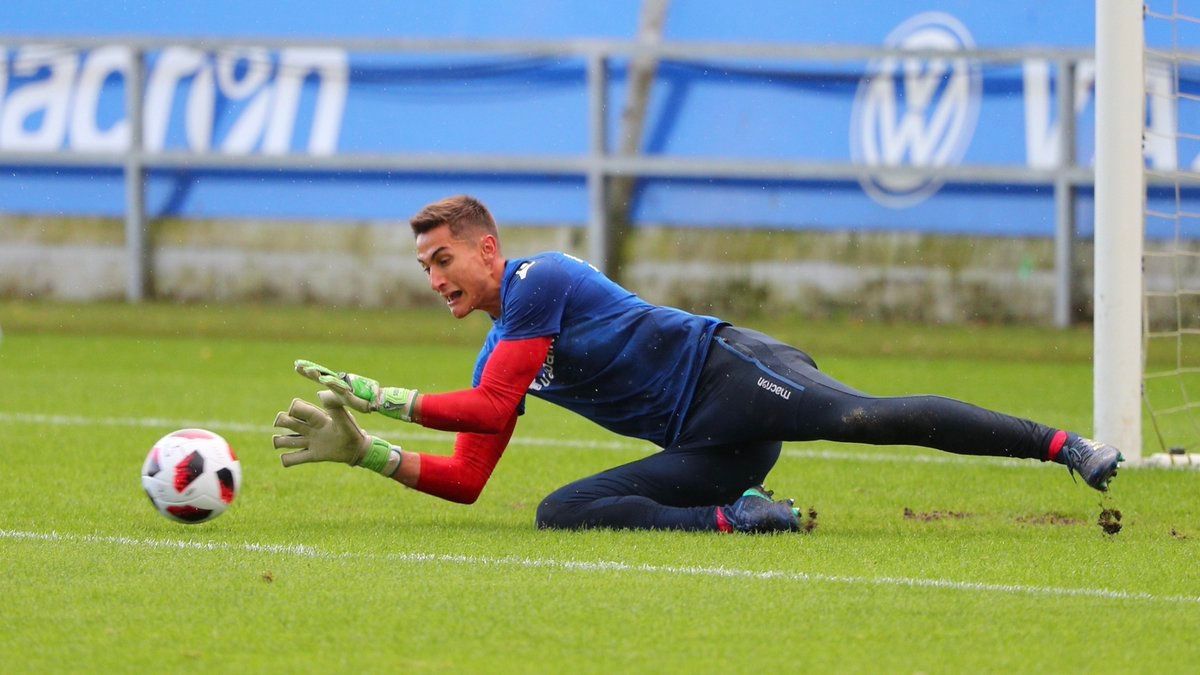 Pablo Sisniega Real Sociedad B 2019