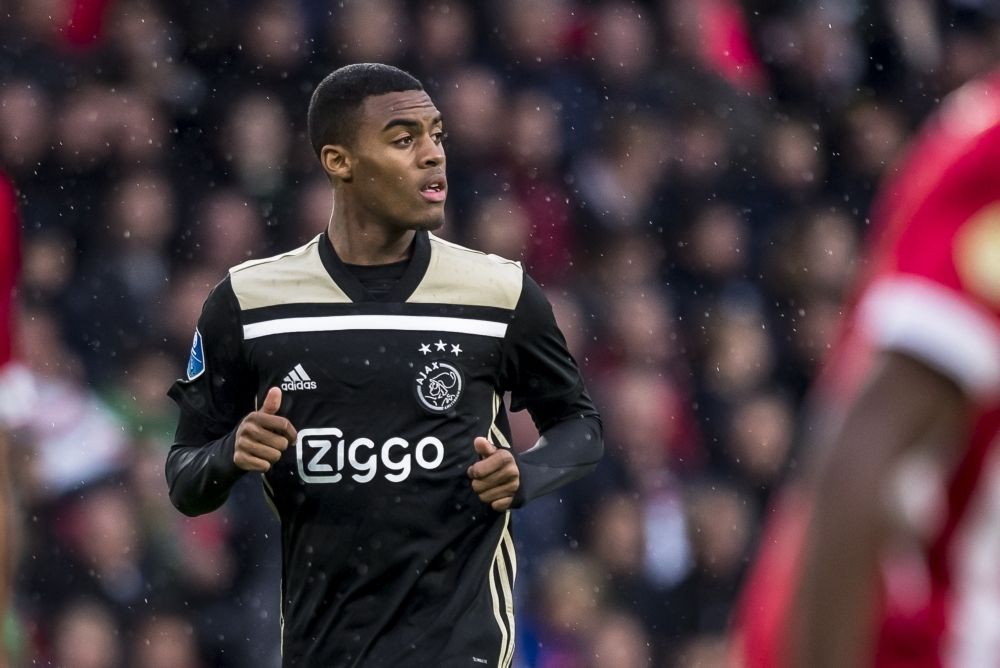 Ryan Gravenberch - PSV vs Ajax 09-23-2018