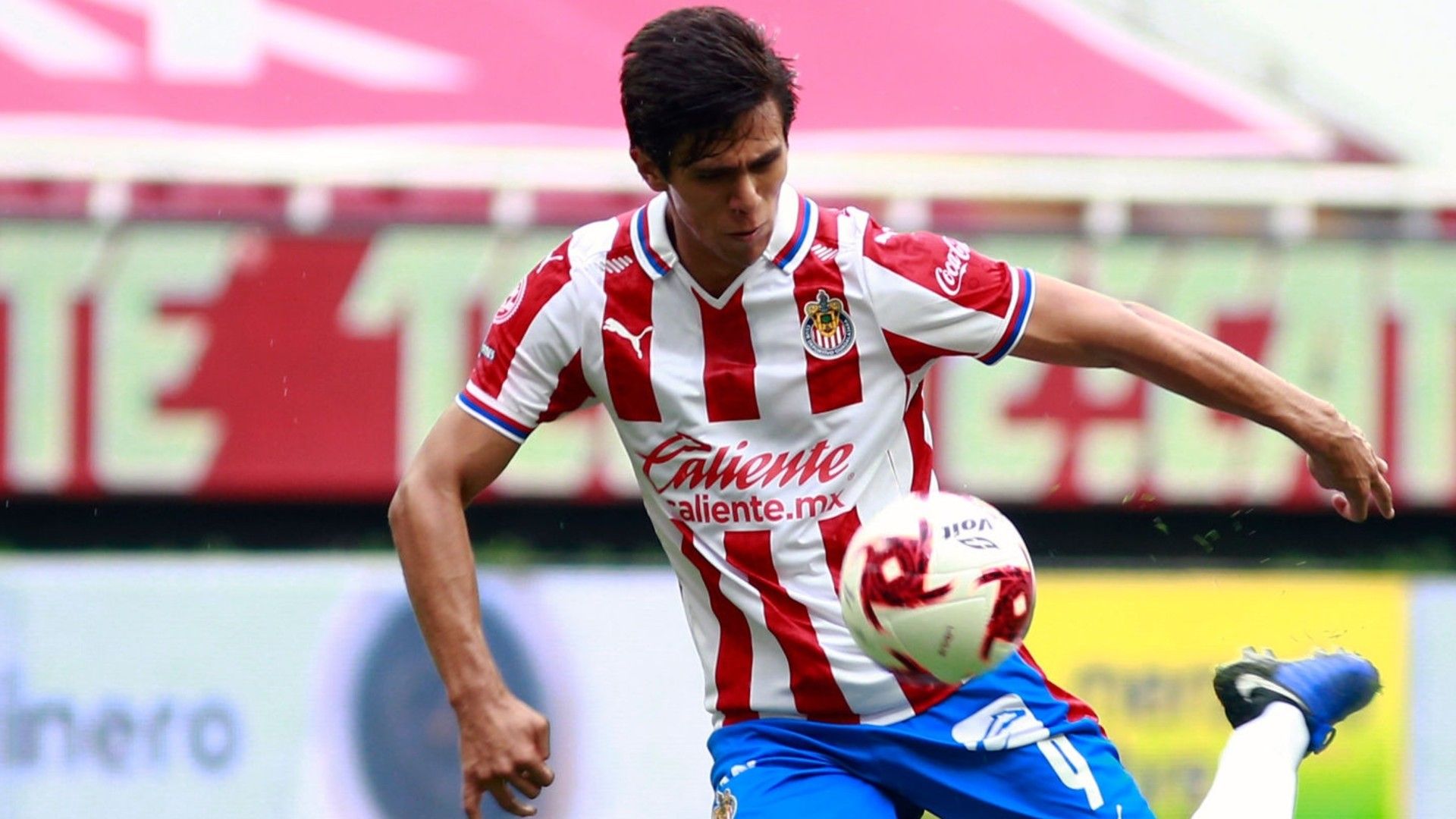 José Juan Macías Chivas vs León Guardianes 2020