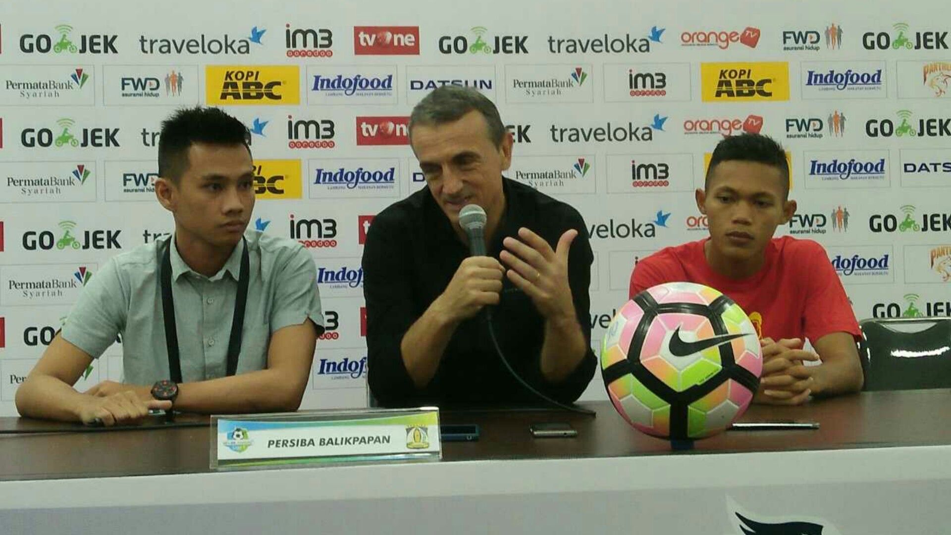 Milomir Seslija & Robi Kriswantoro - Persiba Balikpapan