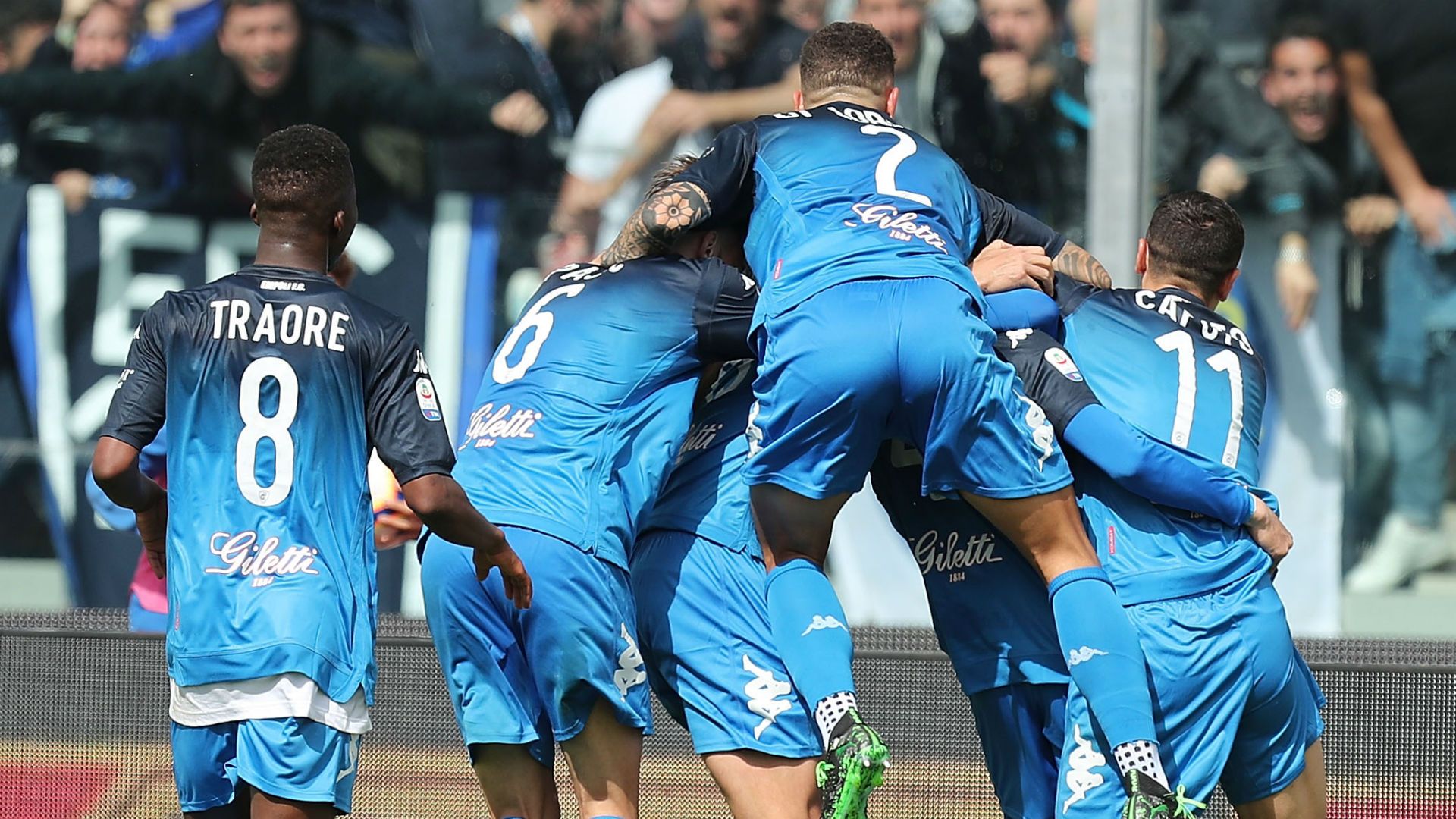 Empoli celebrating Torino