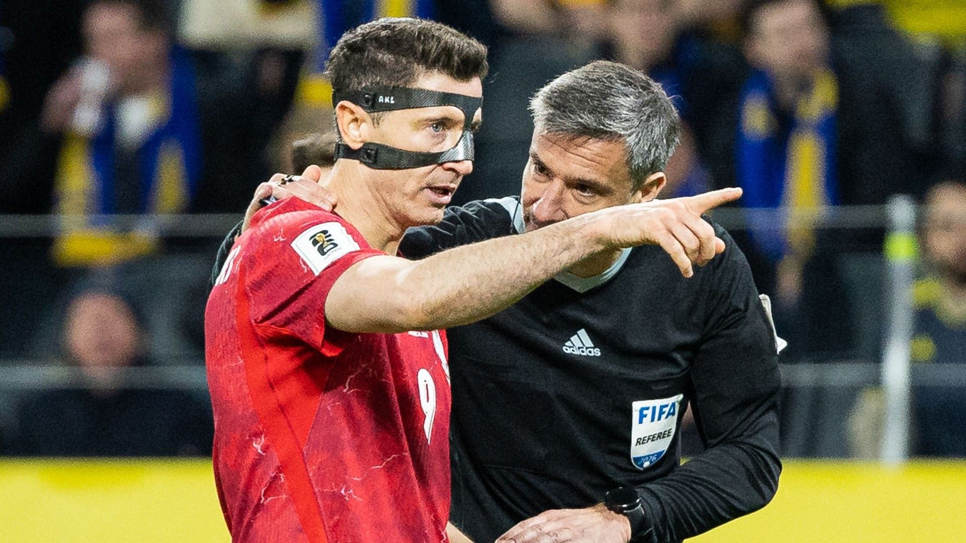 ROBERT LEWANDOWSKI POLAND 