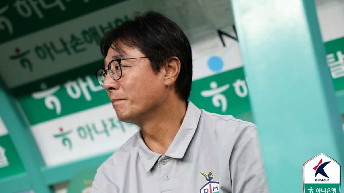 황선홍 감독